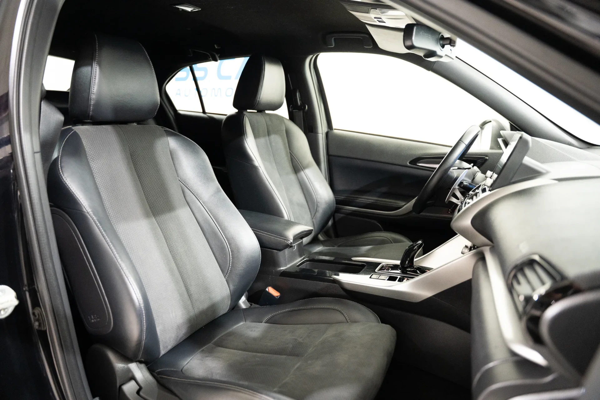 Mitsubishi Eclipse Cross 2.4 PHEV eMotion 27