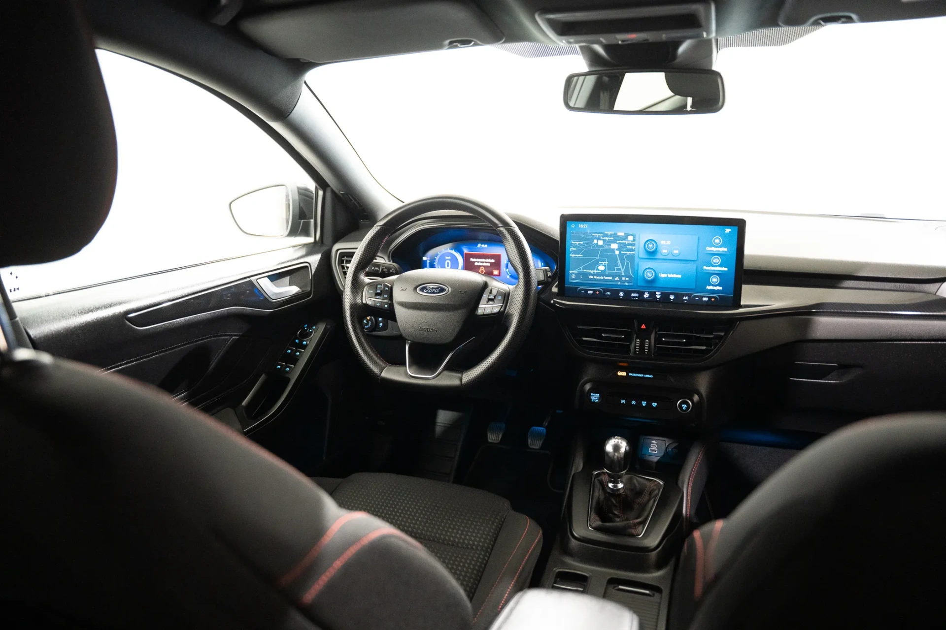Ford Focus SW 1.0 EcoBoost MHEV ST-Line X 8