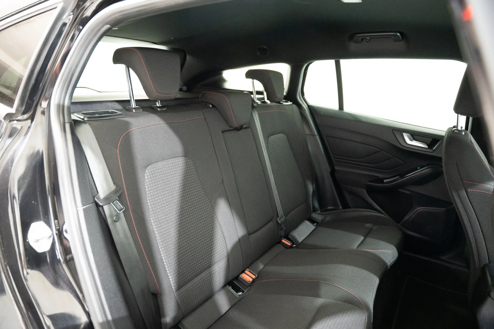 Ford Focus SW 1.0 EcoBoost MHEV ST-Line X 24