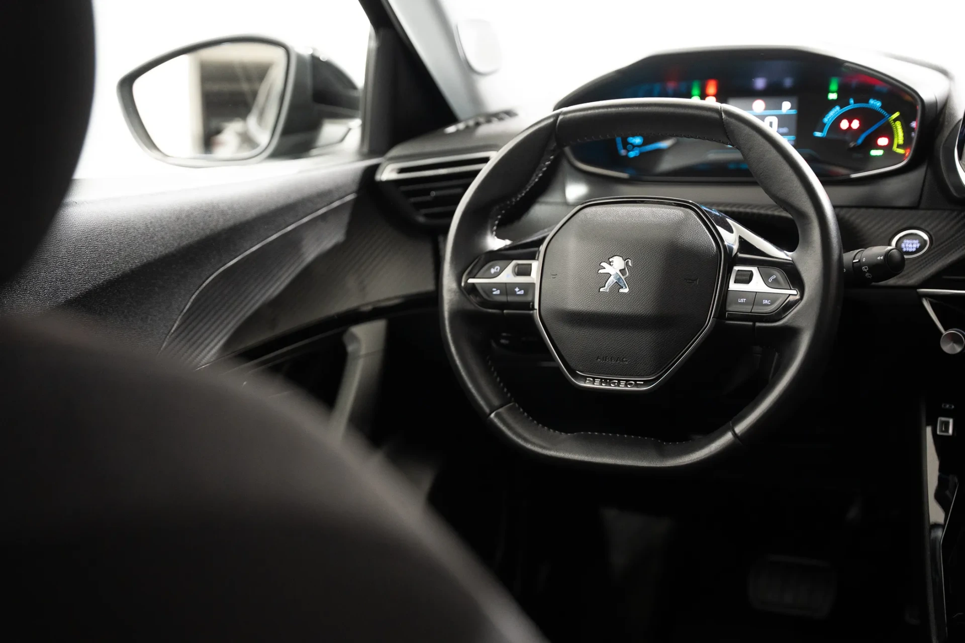 Peugeot e-2008 50 kWh Active Pack 16