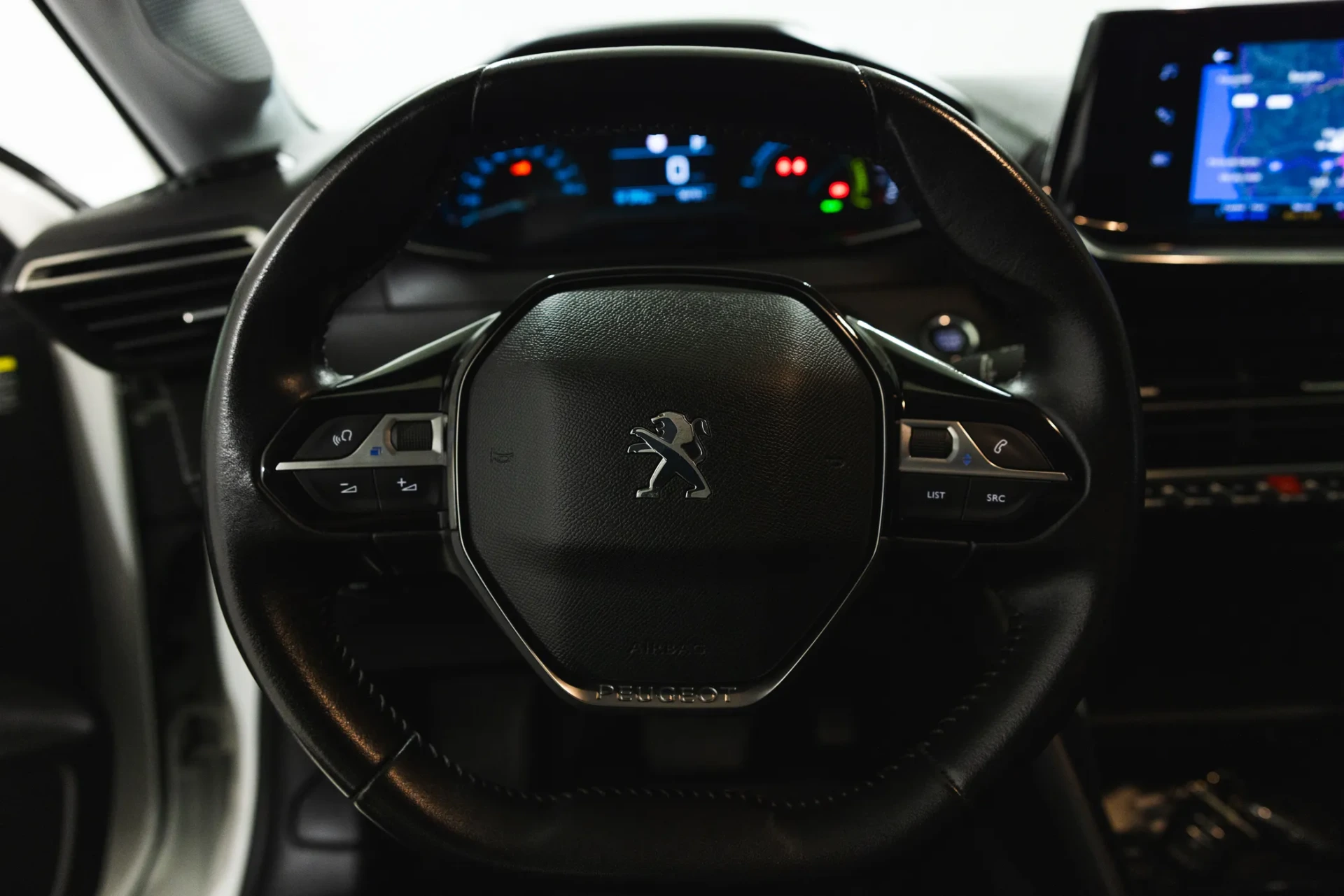 Peugeot e-208 50 kWh Active 8