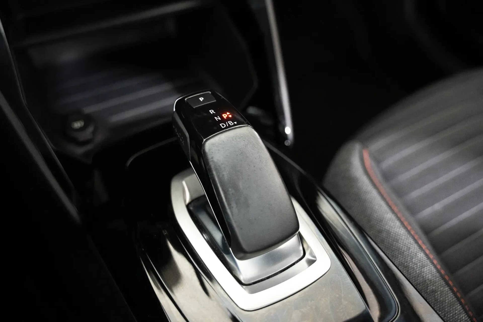 Peugeot e-208 50 kWh Active 19