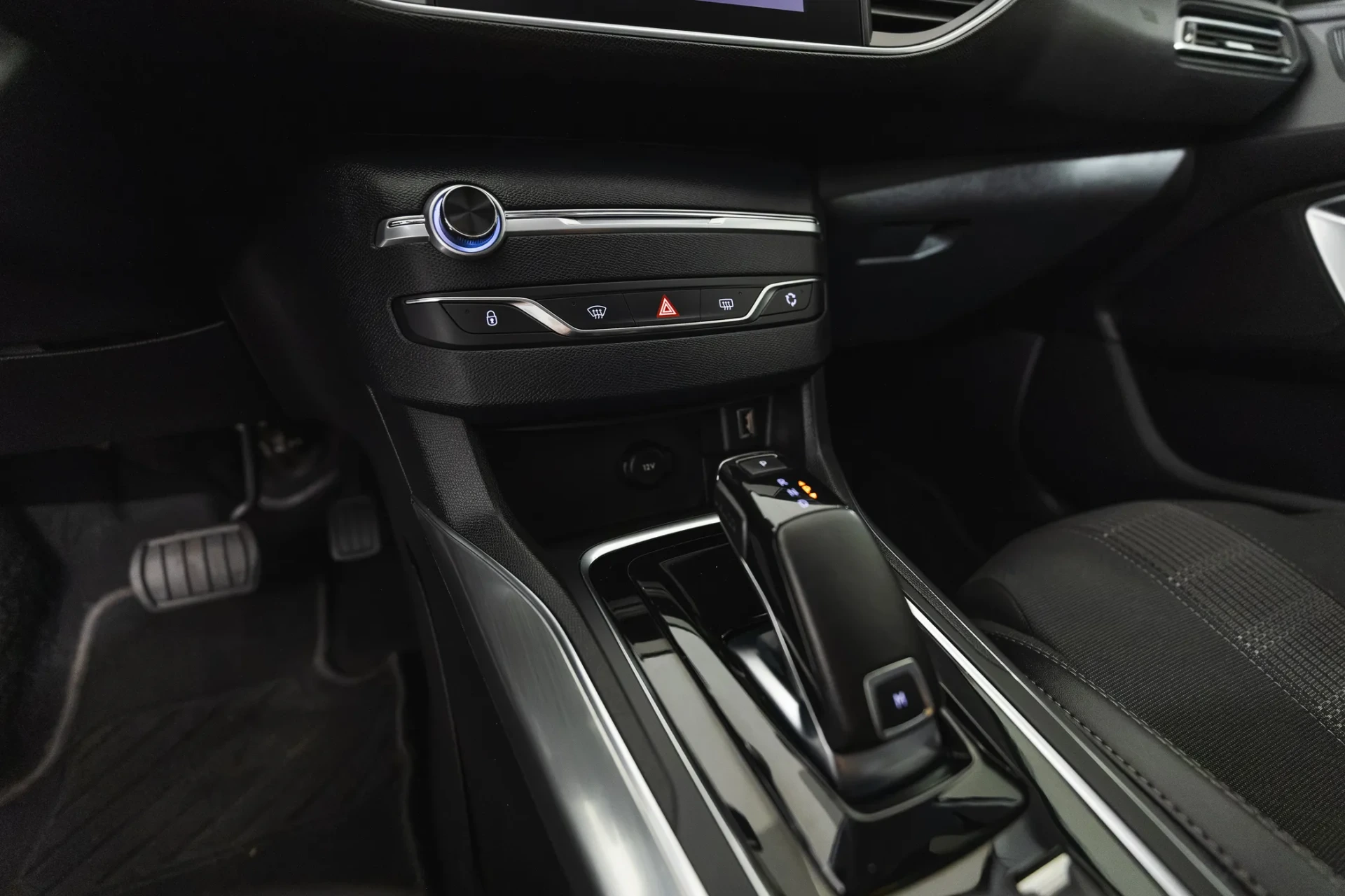 Peugeot 308 SW 1.2 PureTech Allure EAT8 22