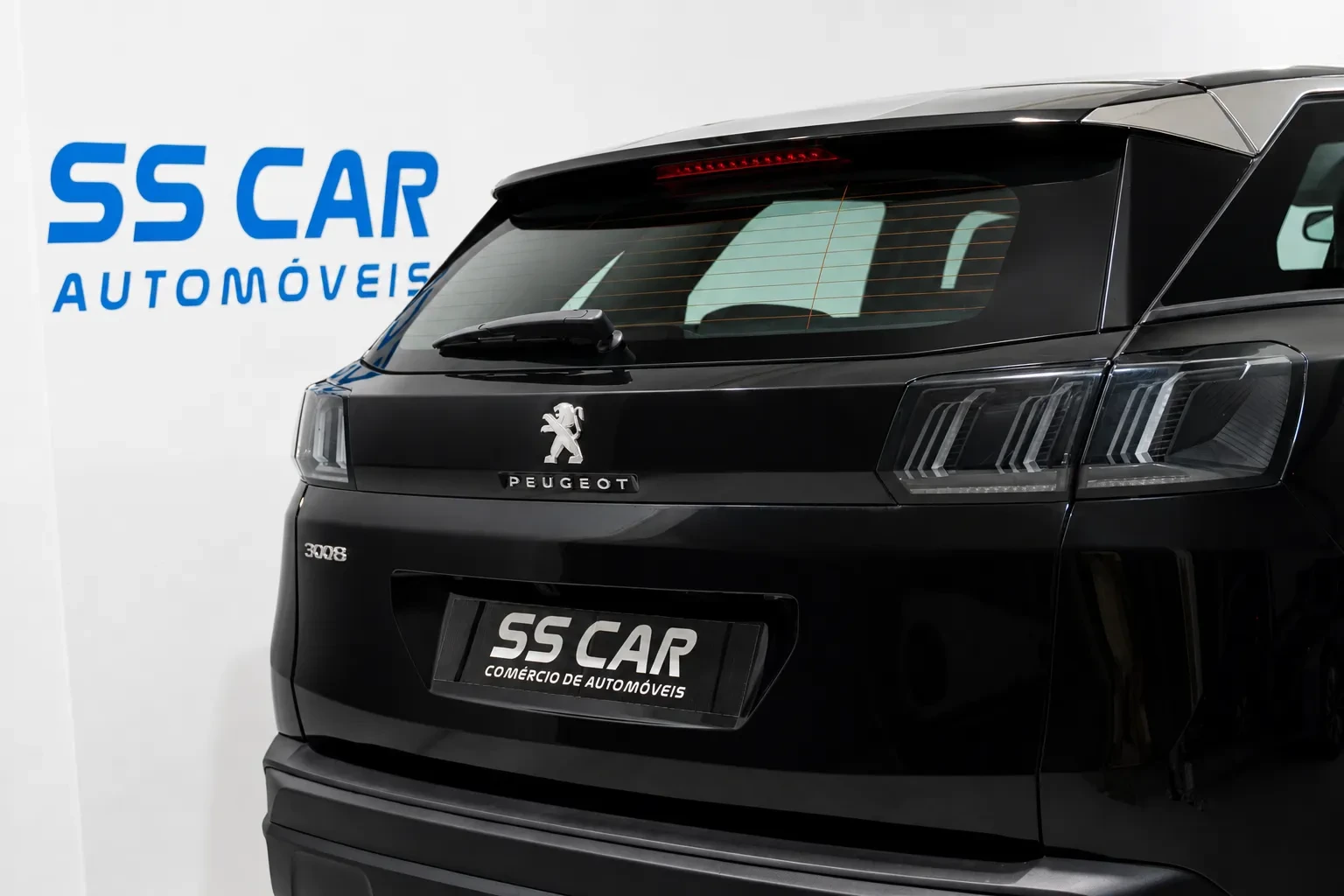 Peugeot 3008 1.2 PureTech Allure EAT8 5