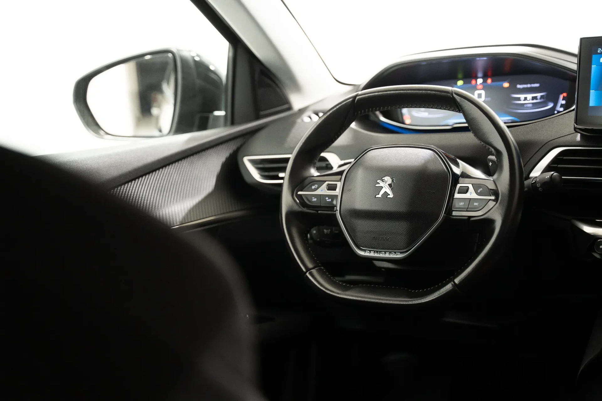 Peugeot 3008 1.2 PureTech Allure EAT8 7