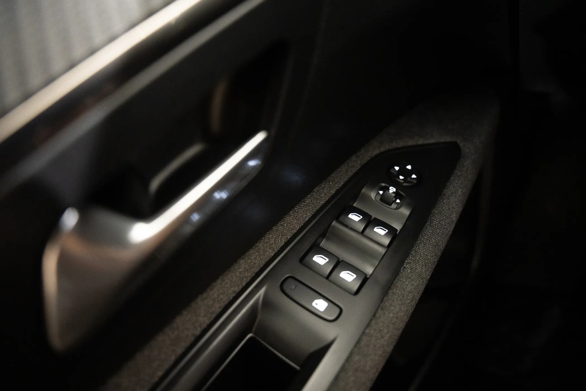 Peugeot 3008 1.2 PureTech Allure EAT8 19