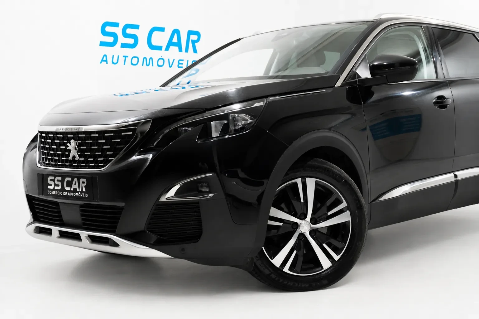 Peugeot 5008 1.2 PureTech Allure EAT8 2