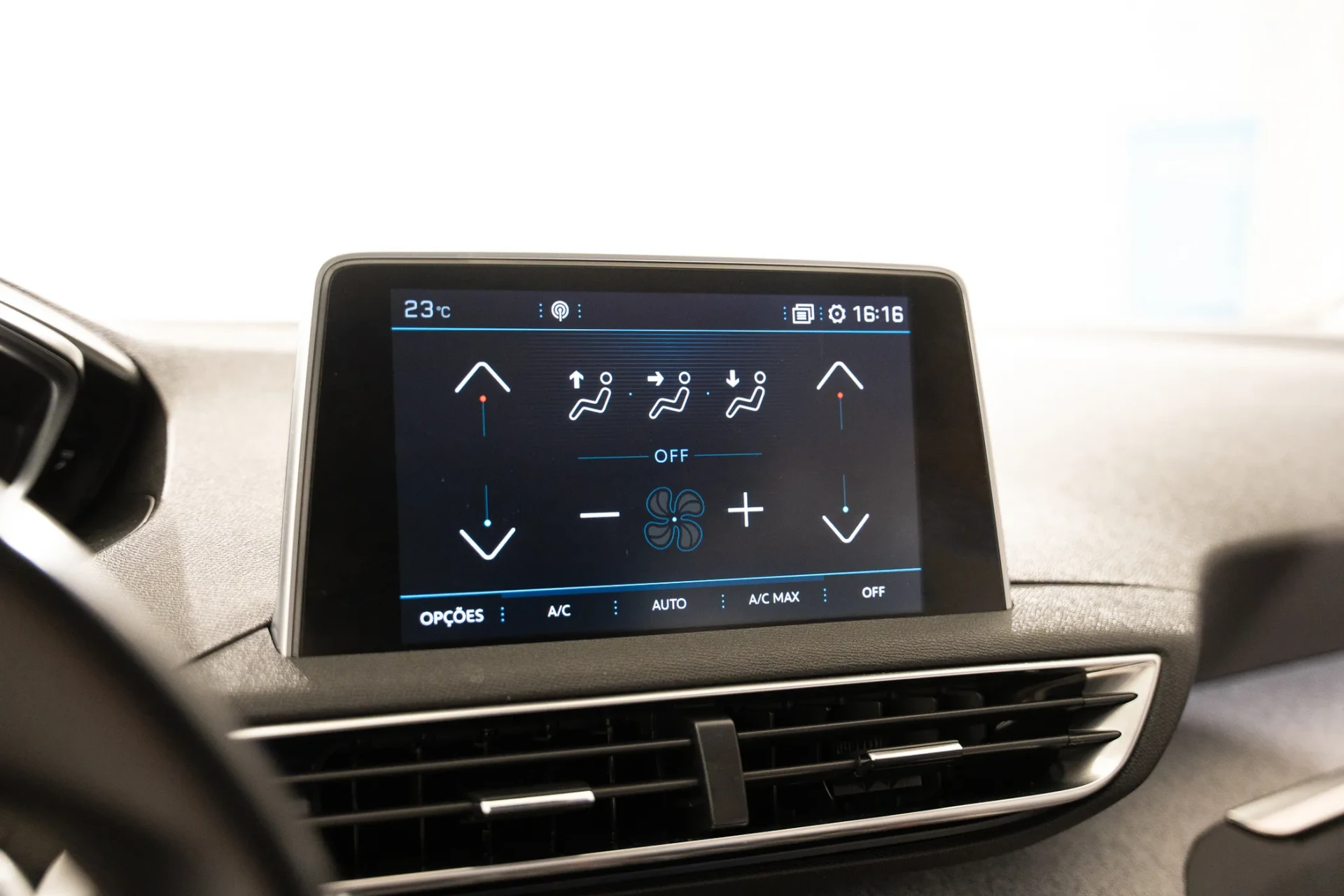 Peugeot 5008 1.2 PureTech Allure EAT8 14
