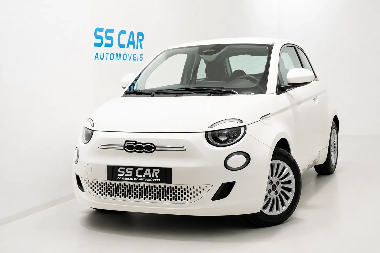 Fiat 500e Action 1