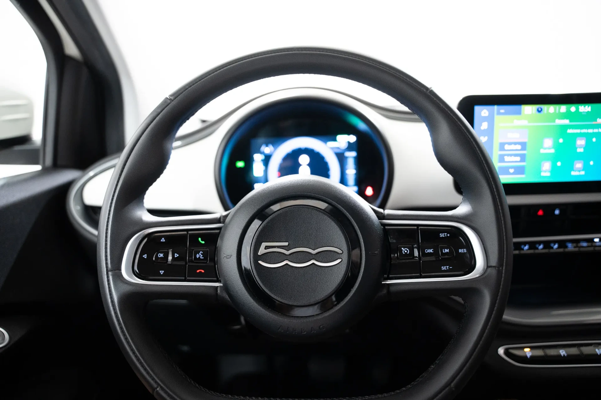 Fiat 500e Action 19
