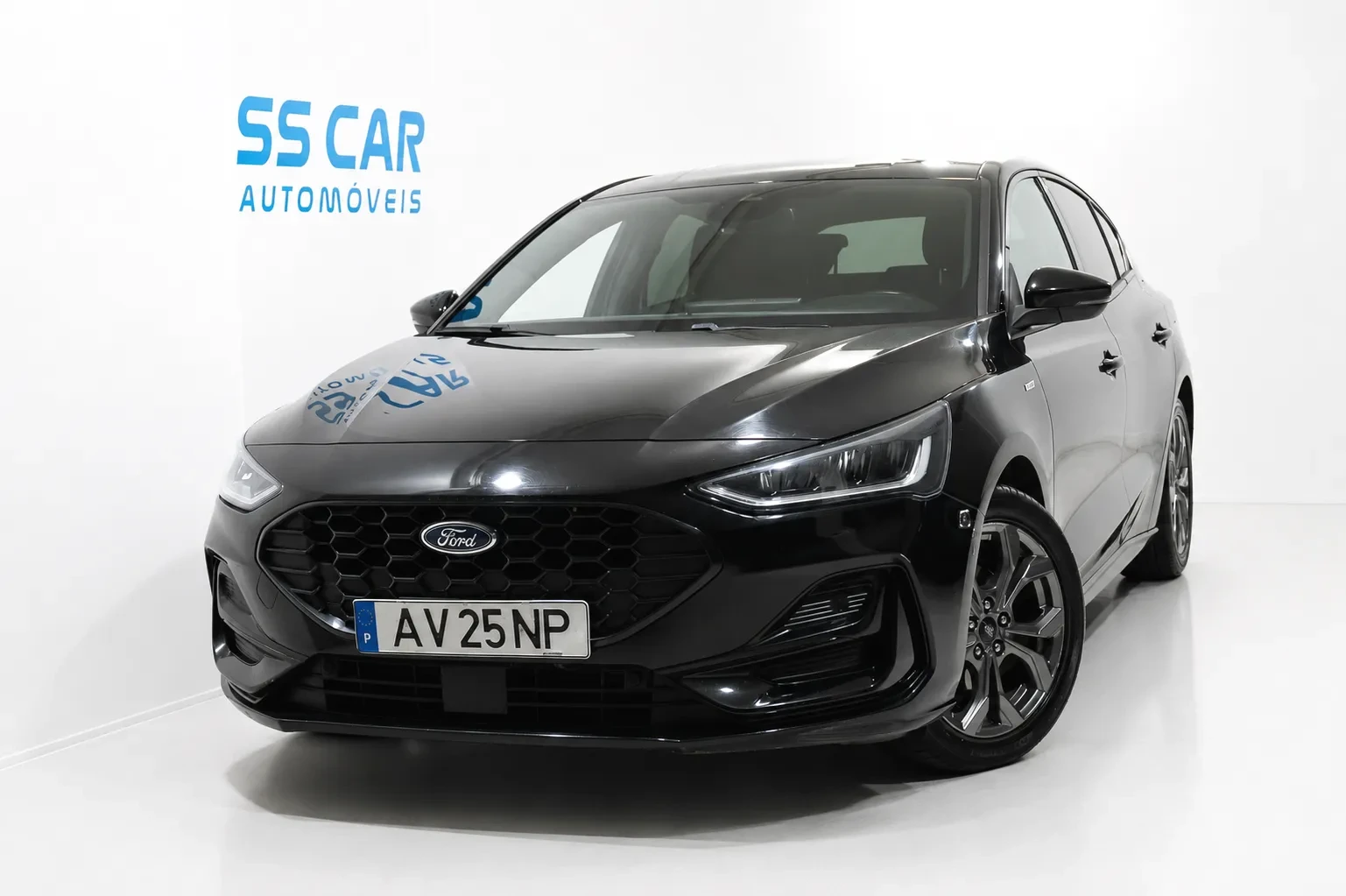 Ford Focus 1.0 EcoBoost MHEV ST-Line 1