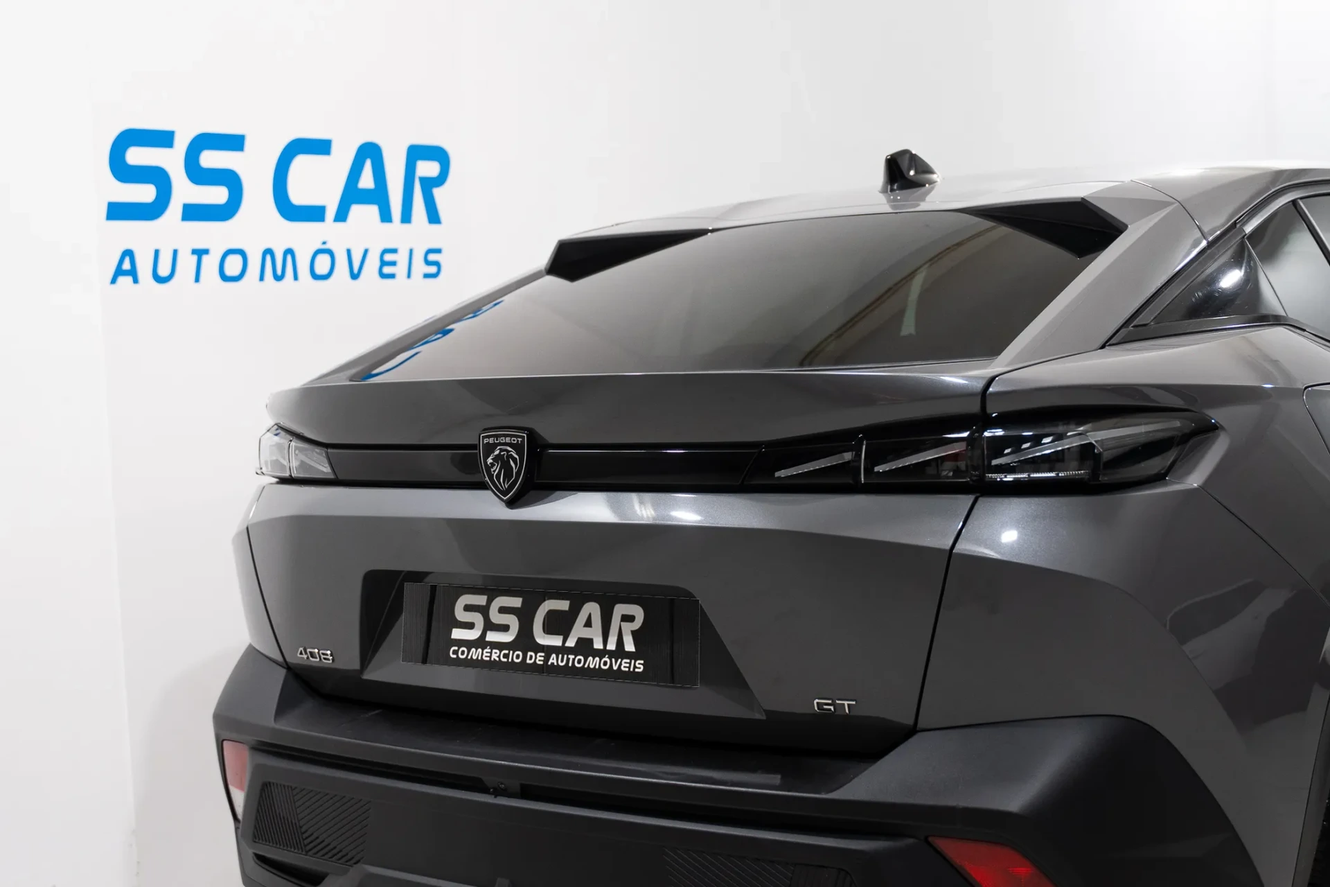 Peugeot 408 1.2 PureTech GT EAT8 8
