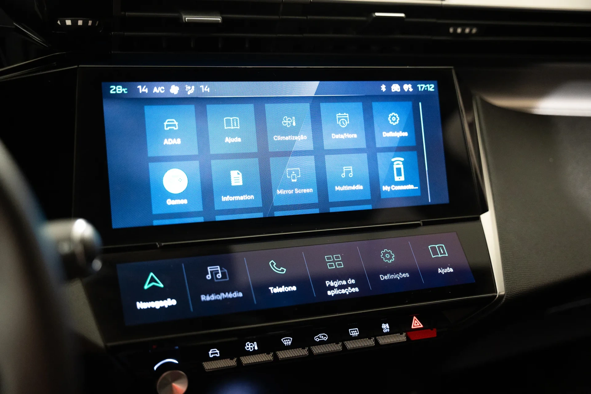 Peugeot 408 1.2 PureTech GT EAT8 14