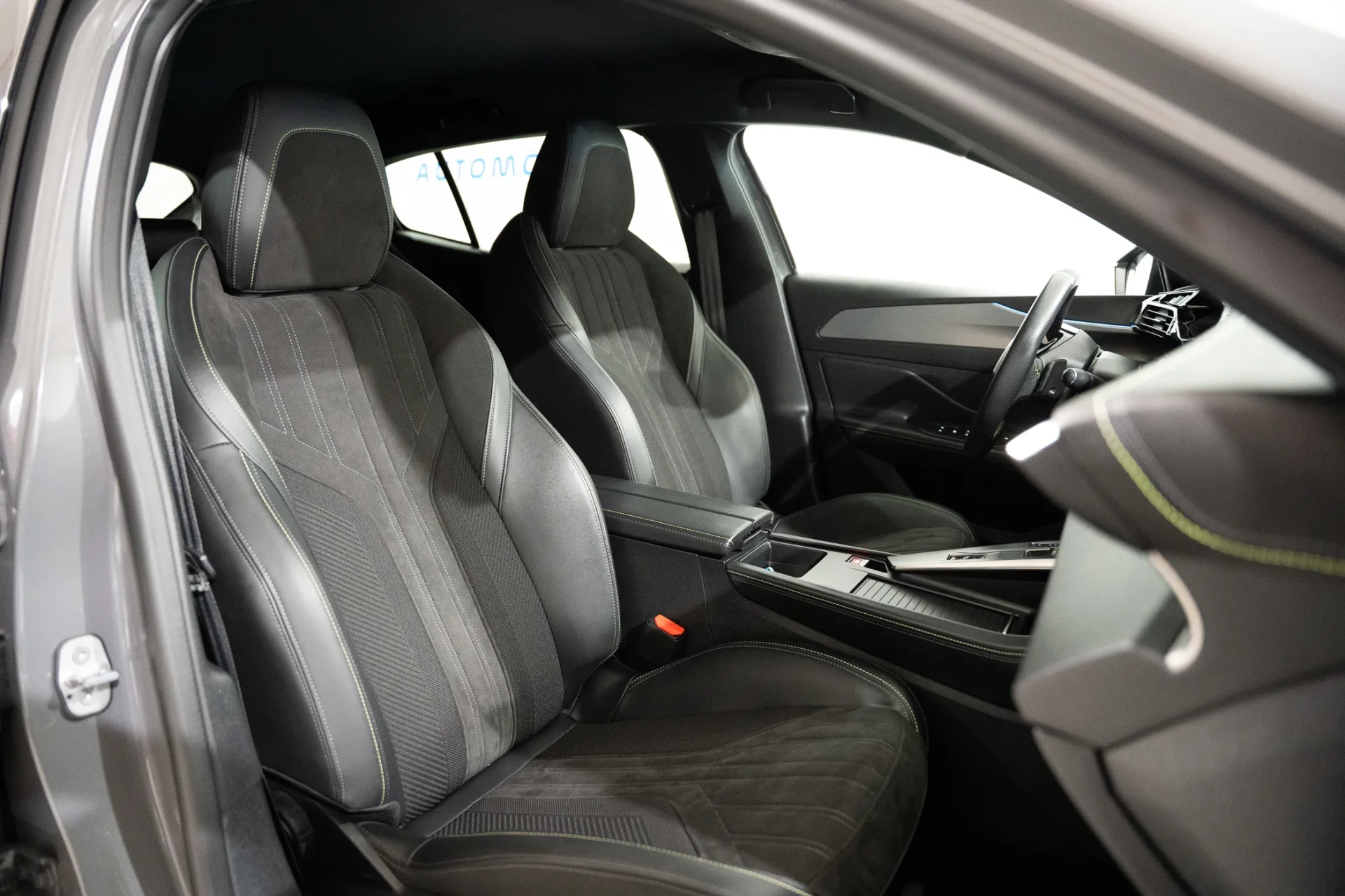 Peugeot 408 1.2 PureTech GT EAT8 23