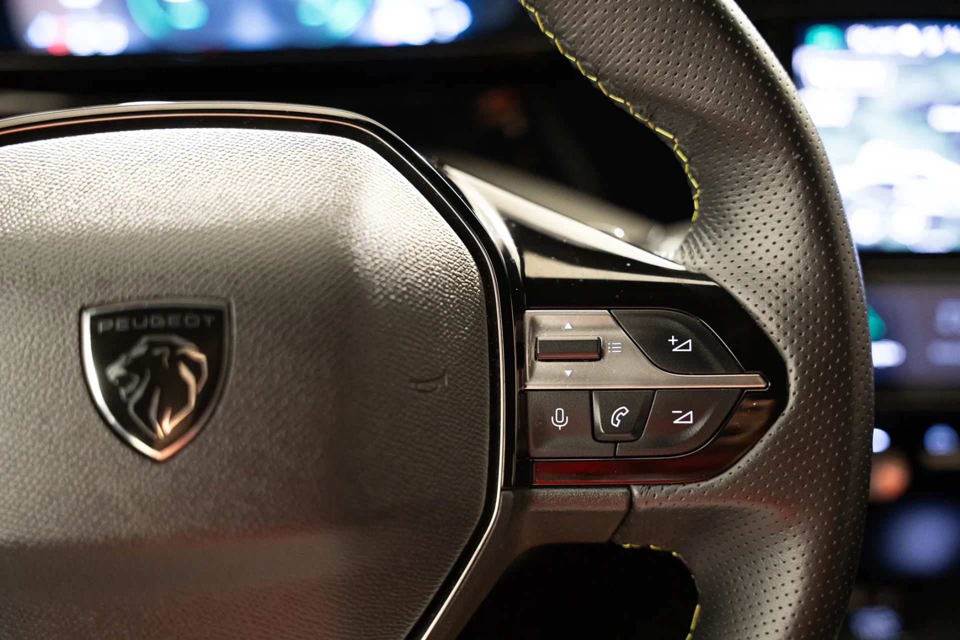 Peugeot 408 1.2 PureTech GT EAT8 27