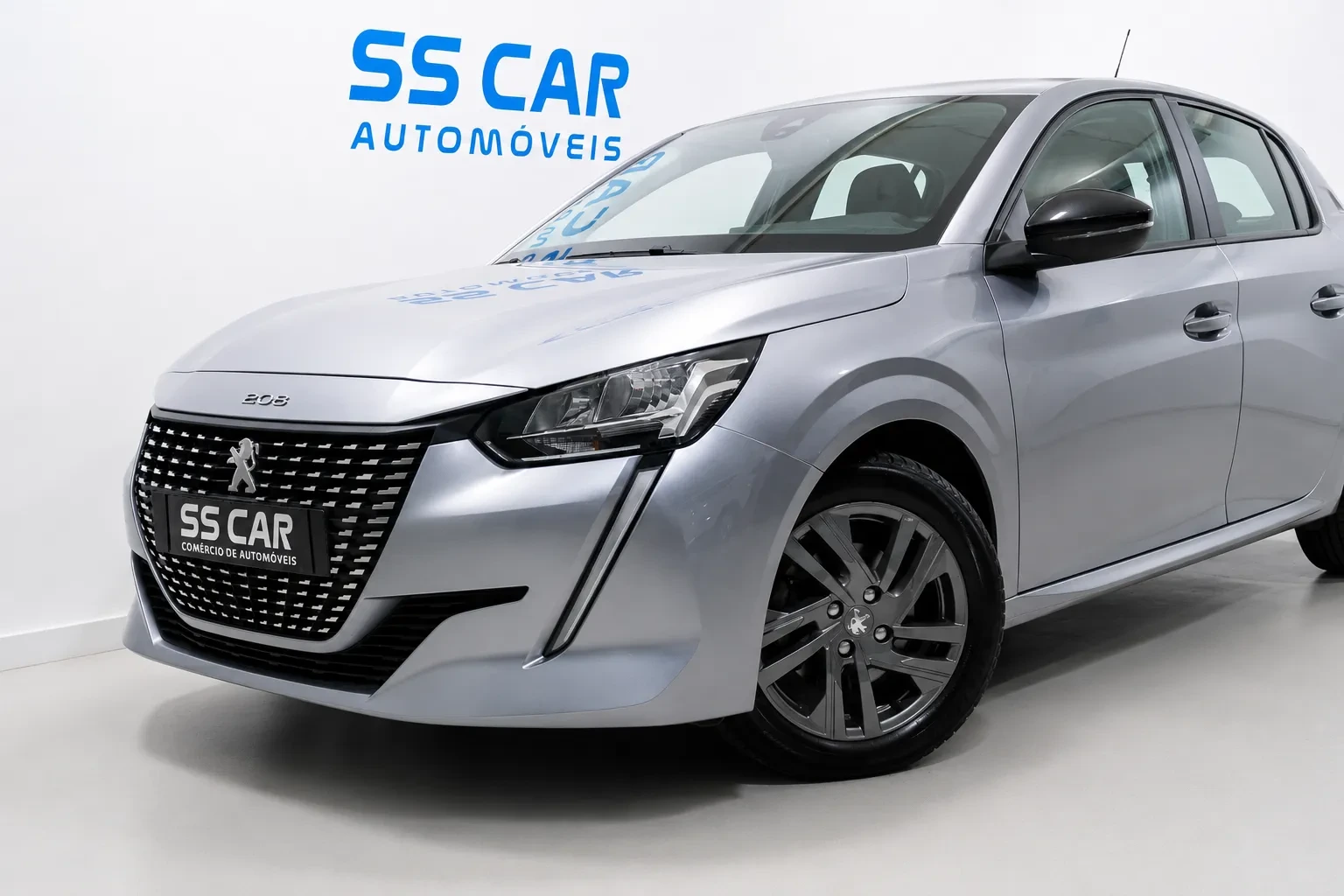 Peugeot 208 1.2 PureTech Allure EAT8 2
