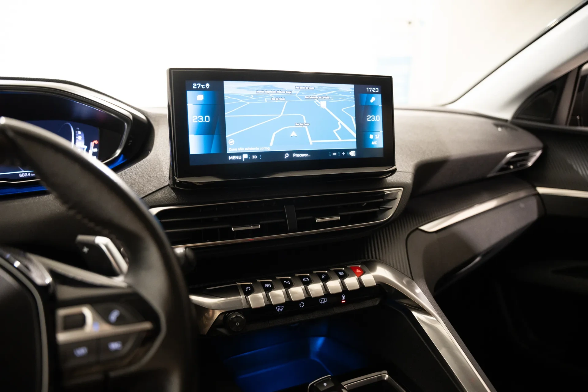 Peugeot 3008 1.2 PureTech Allure EAT8 9
