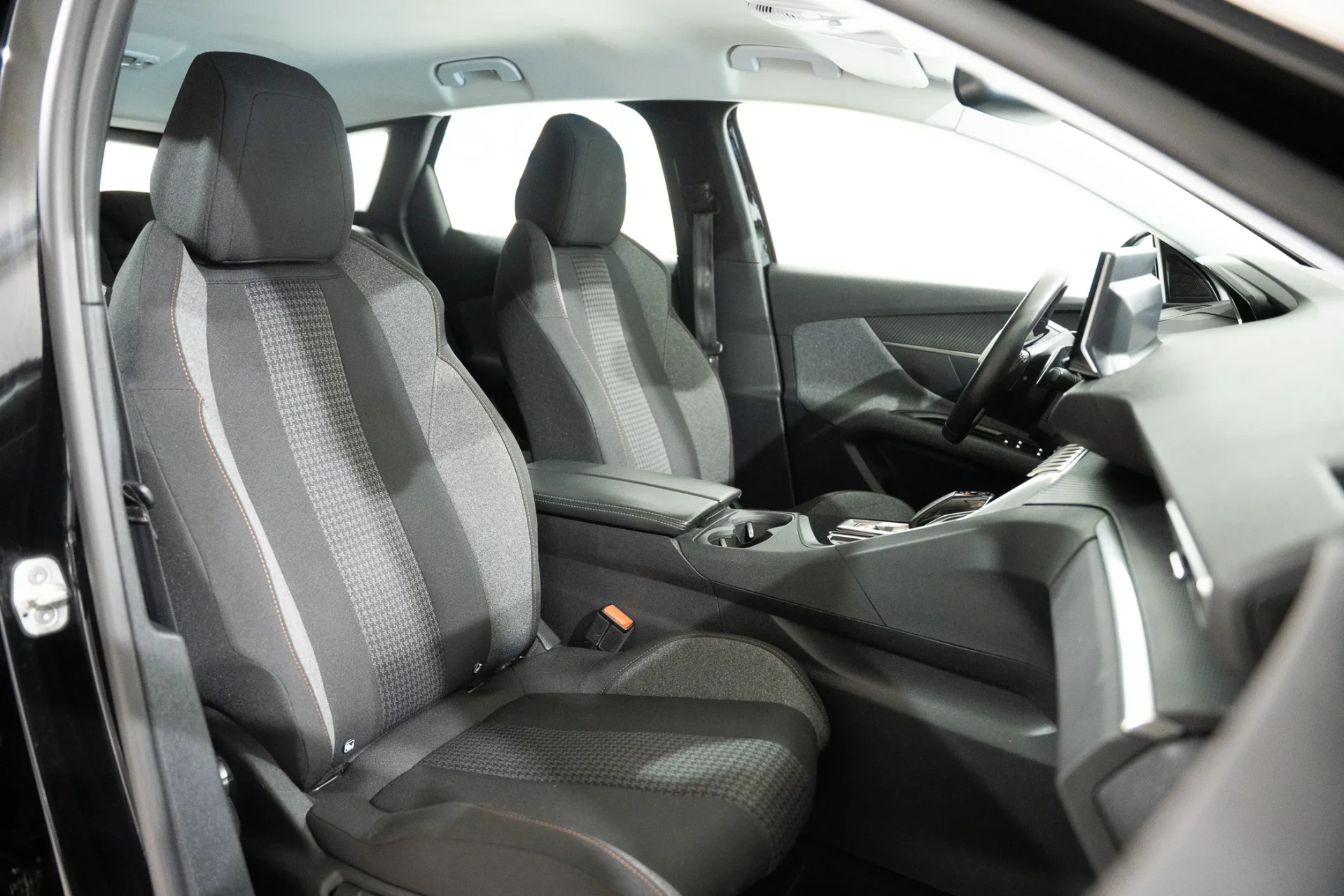 Peugeot 3008 1.2 PureTech Allure EAT8 26