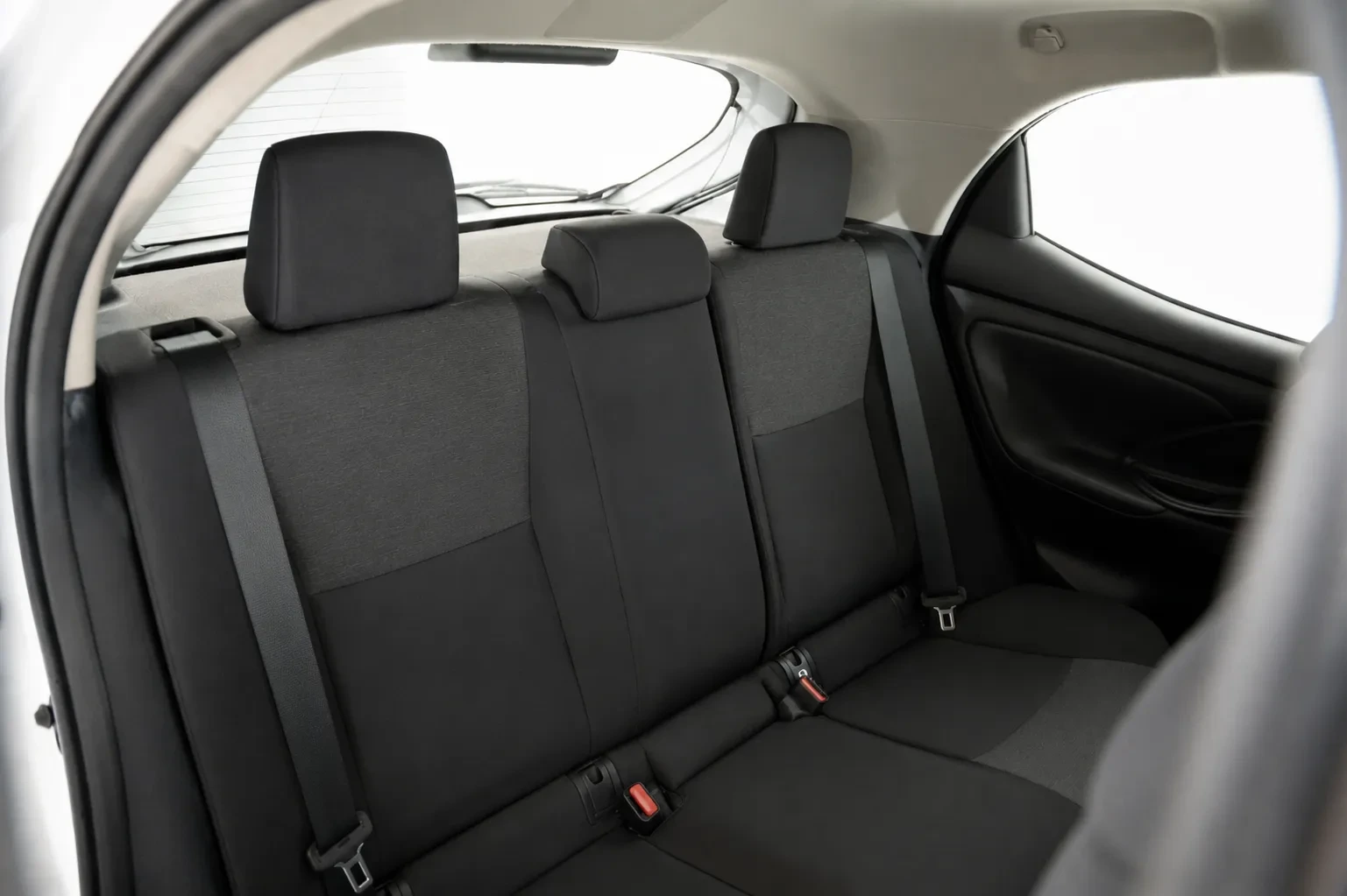 Toyota Yaris 1.0 VVT-i Comfort 20