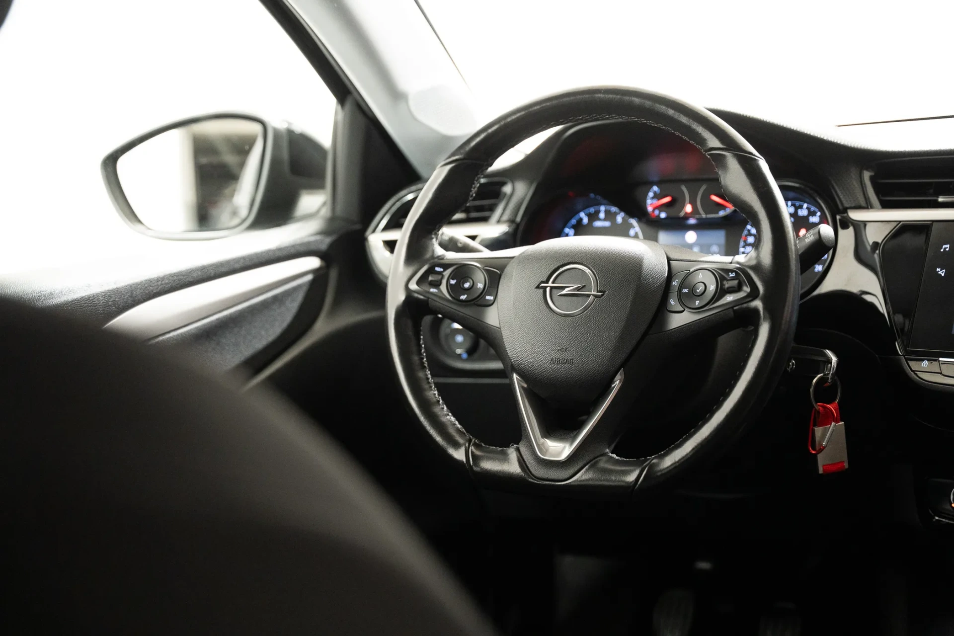 Opel Corsa 1.2 Elegance 12