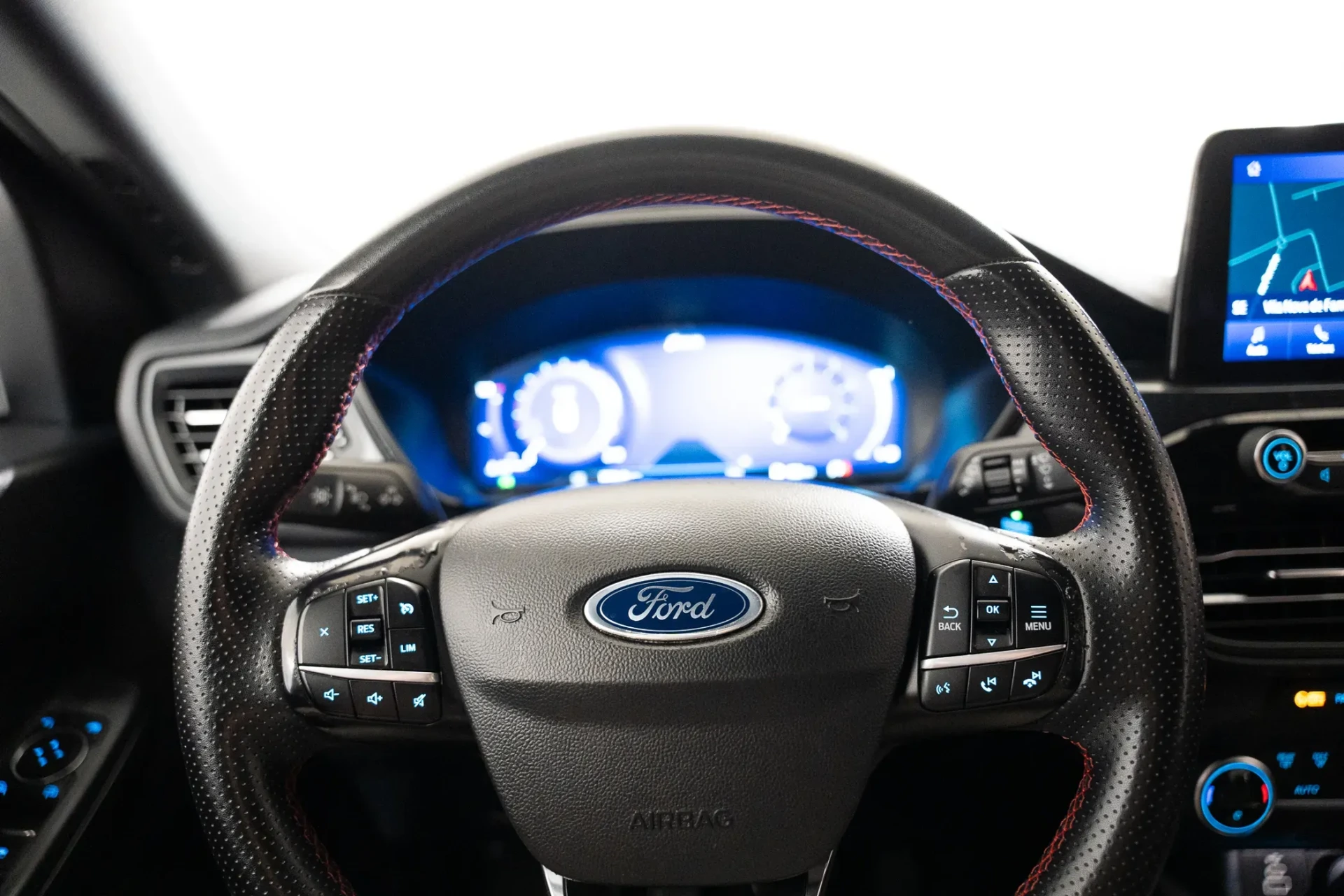 Ford Kuga 1.5 EcoBoost ST-Line 15