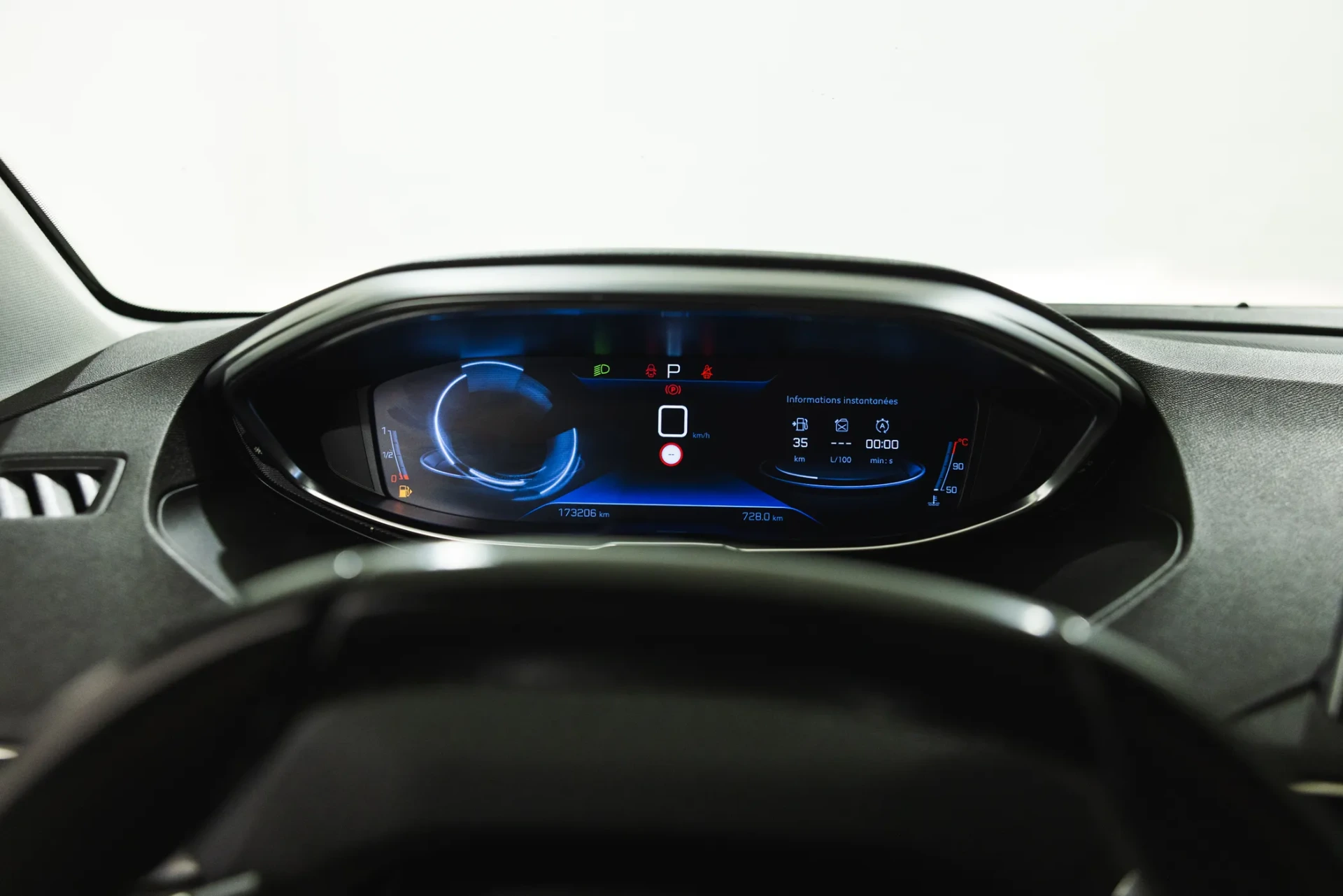 Peugeot 5008 1.2 PureTech Allure EAT8 34