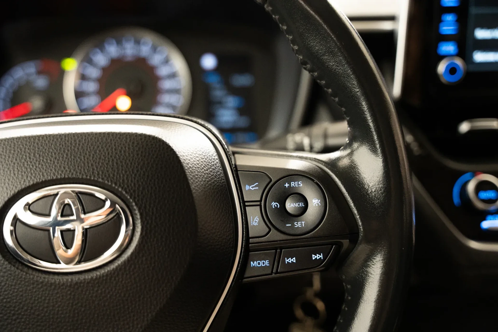 Toyota Corolla COMFORT 1.5 VVTi 17