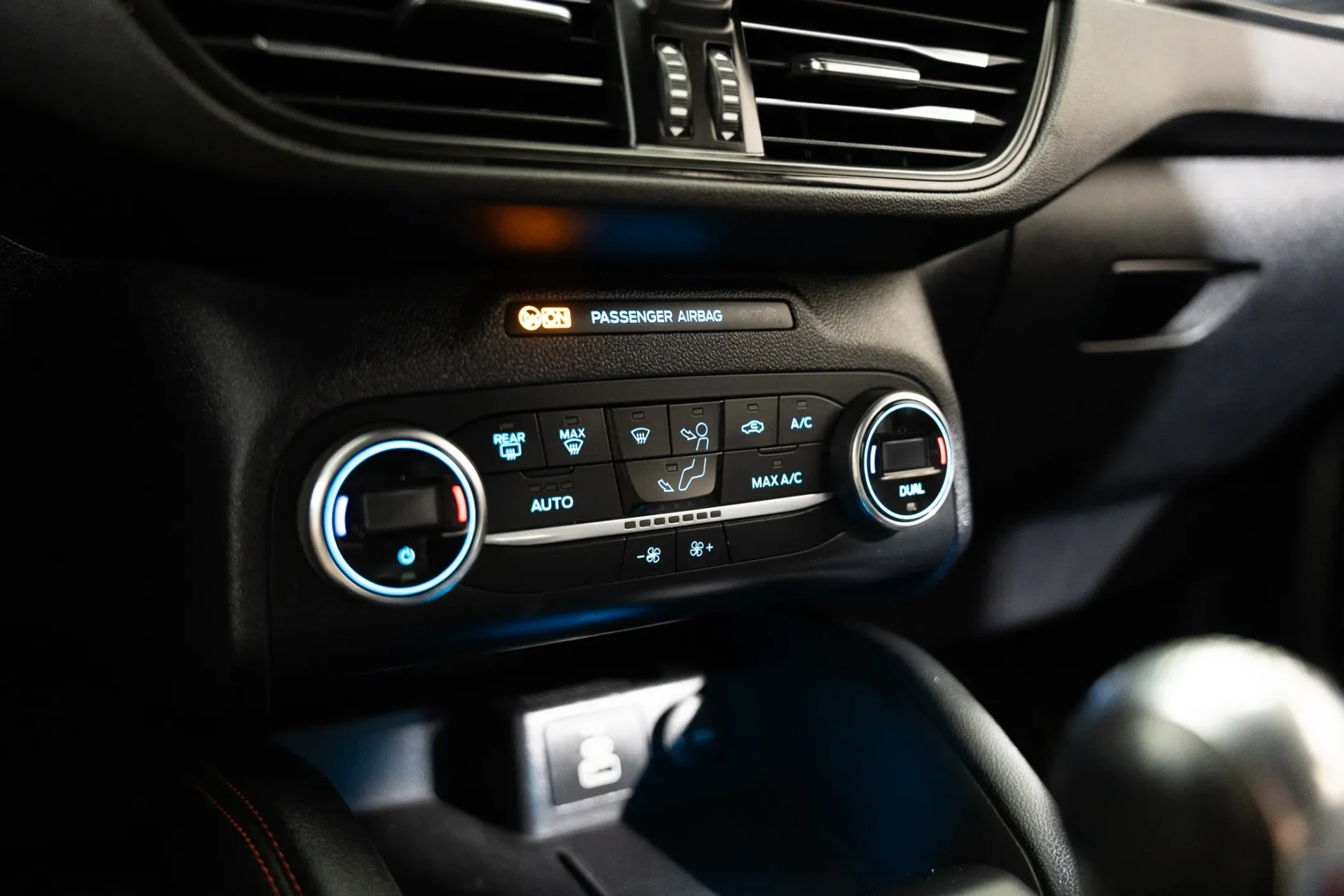 Ford Kuga 1.5 EcoBoost ST-Line 19