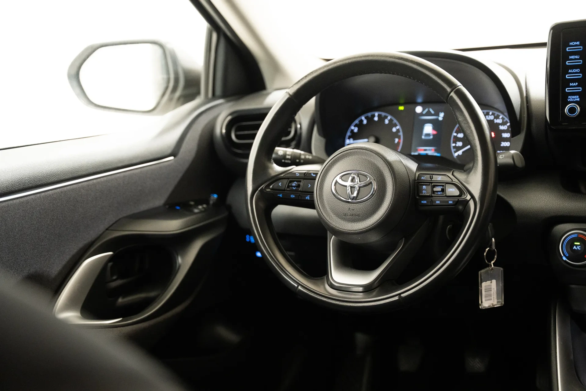 Toyota Yaris 1.5 VVT-i Comfort 18