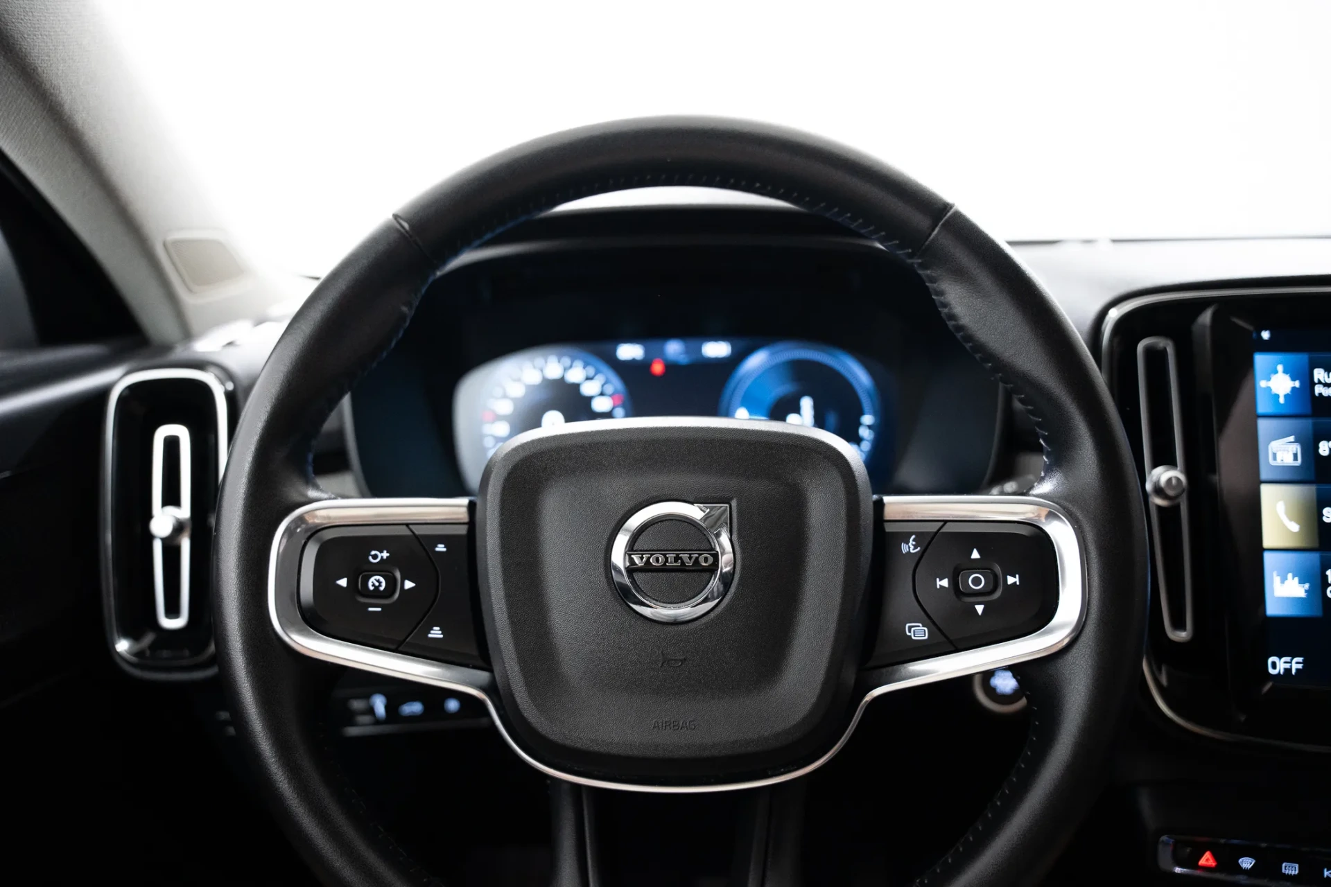 Volvo XC 40 1.5 T5 PHEV Inscription 14