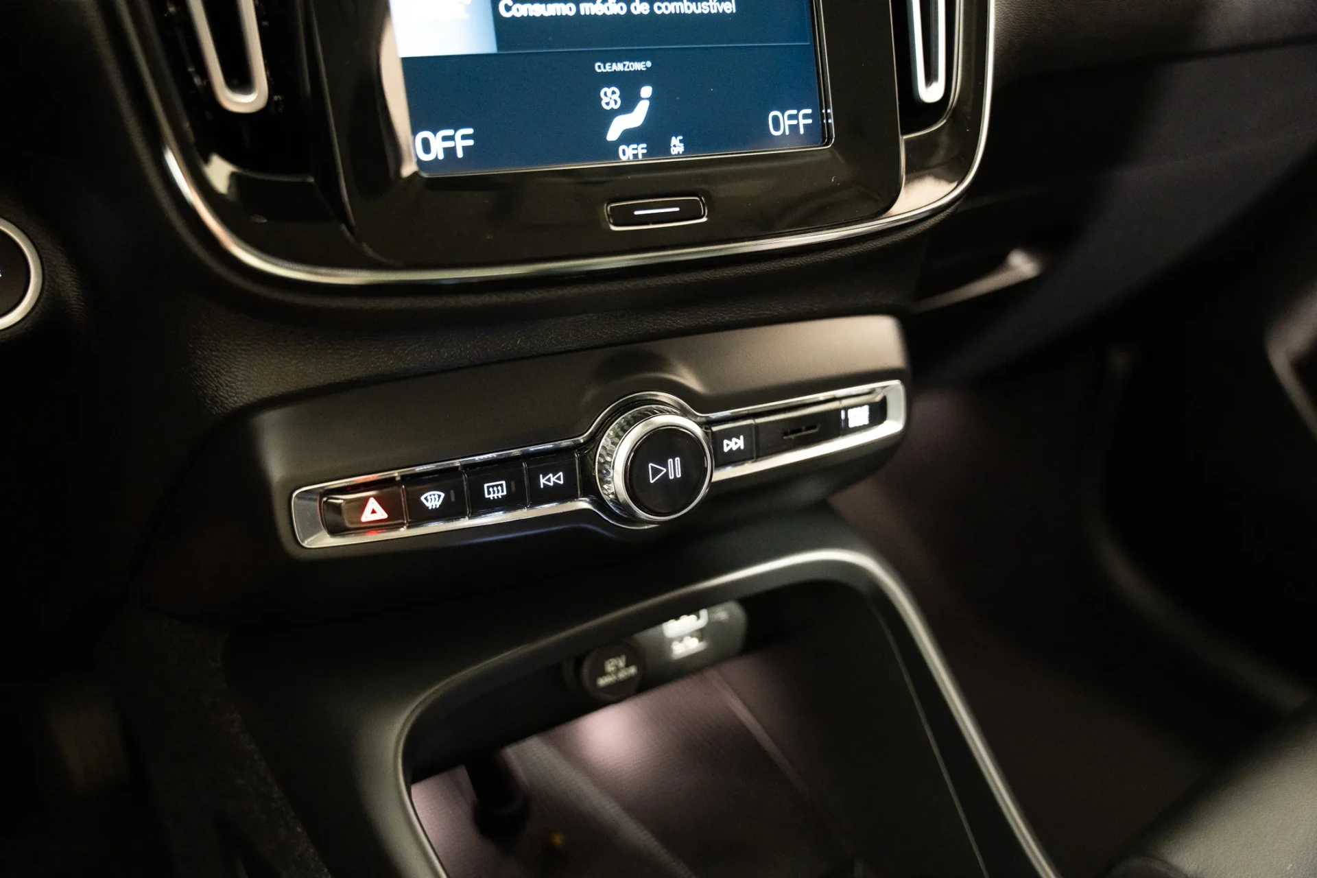 Volvo XC 40 1.5 T5 PHEV Inscription 15