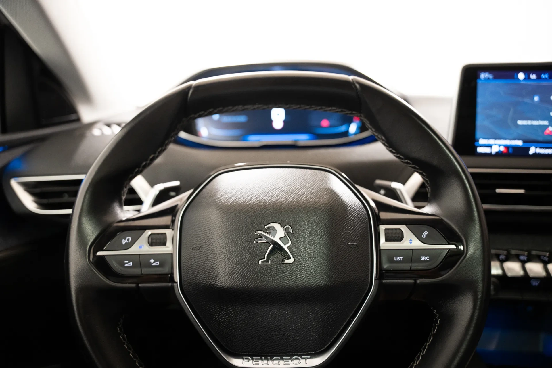 Peugeot 5008 1.2 PureTech Allure EAT8 15