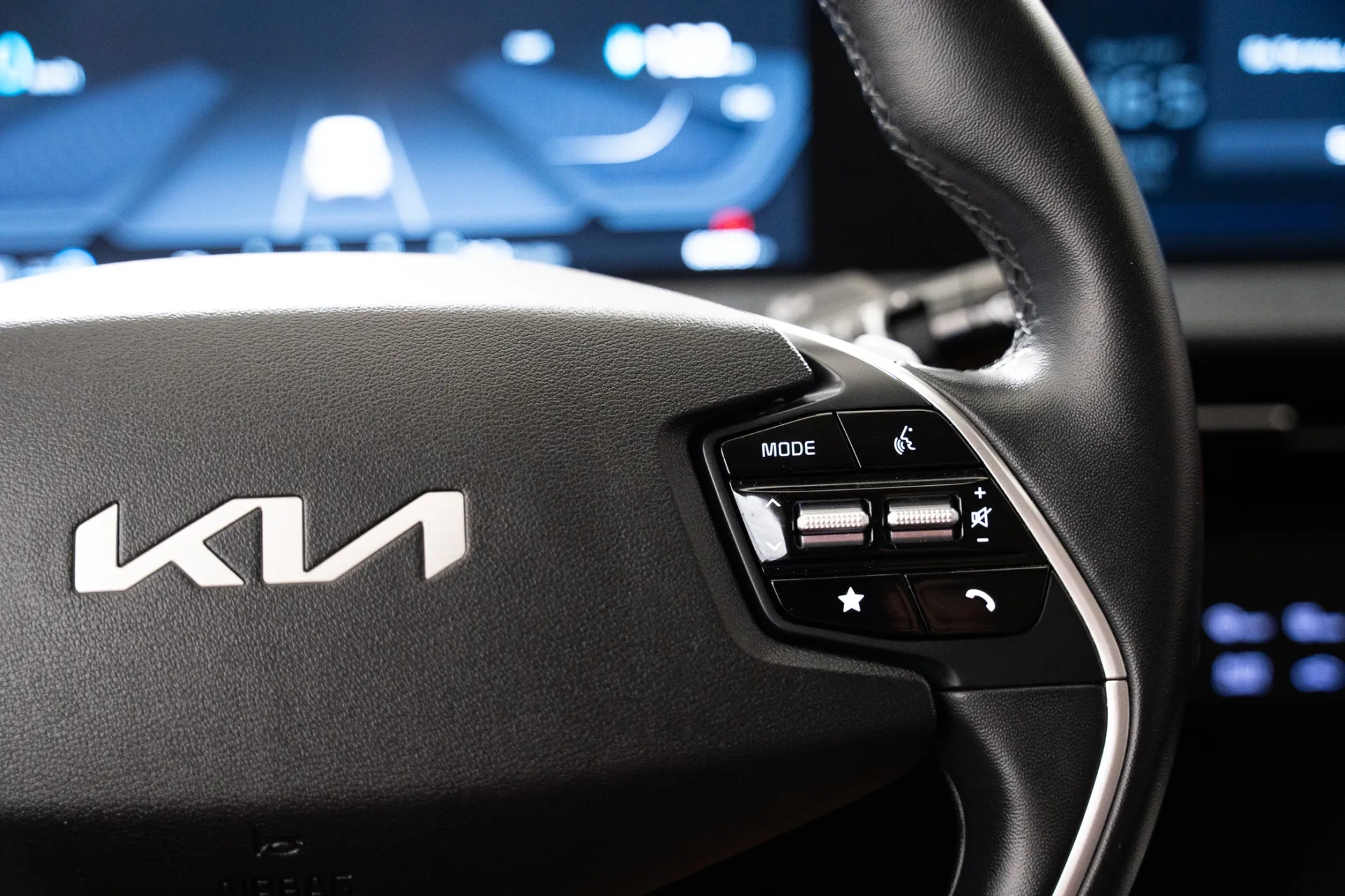 Kia EV6 77.4 kWh Earth 17