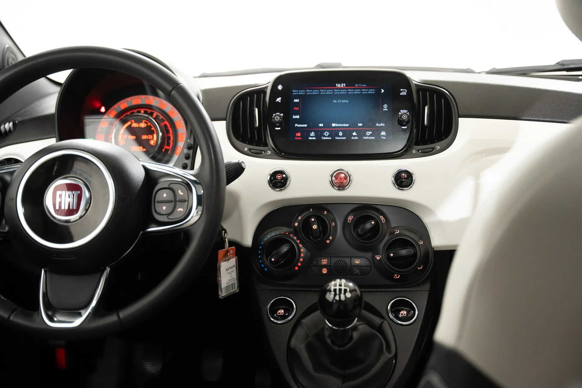 Fiat 500 1.0 Hybrid Dolcevita 11