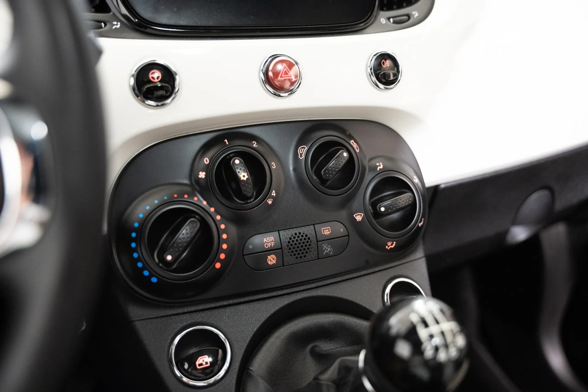 Fiat 500 1.0 Hybrid Dolcevita 18