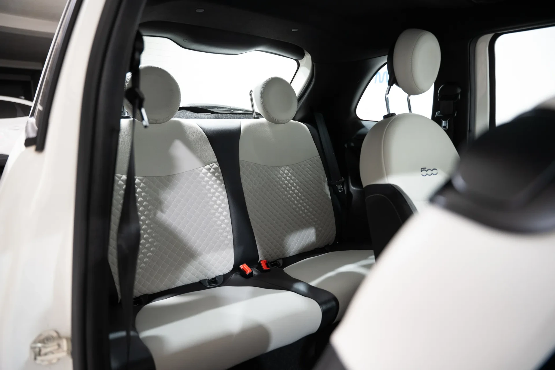 Fiat 500 1.0 Hybrid Dolcevita 21