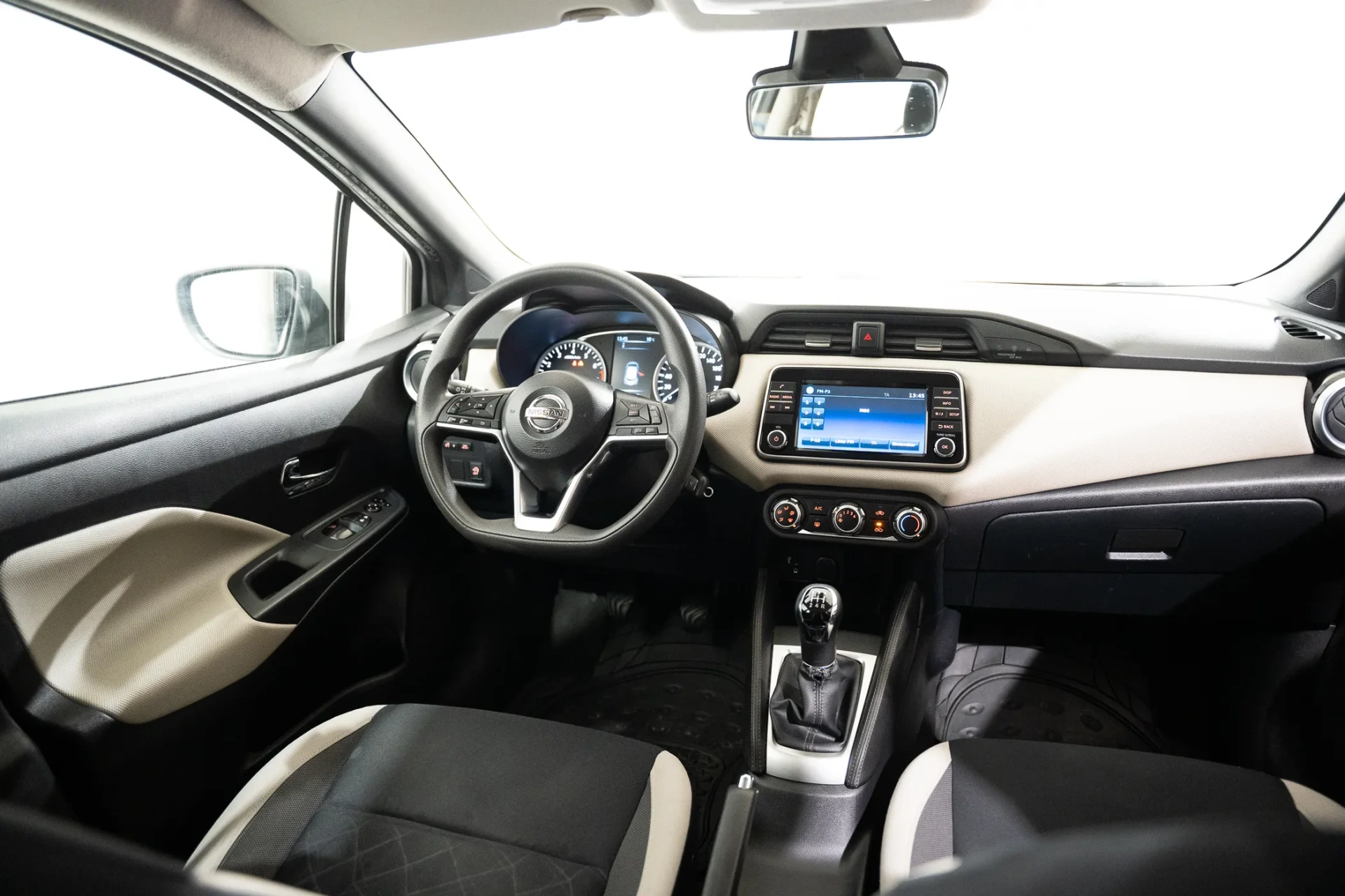 Nissan Micra 0.9 IG-T N-Connecta S/S 9