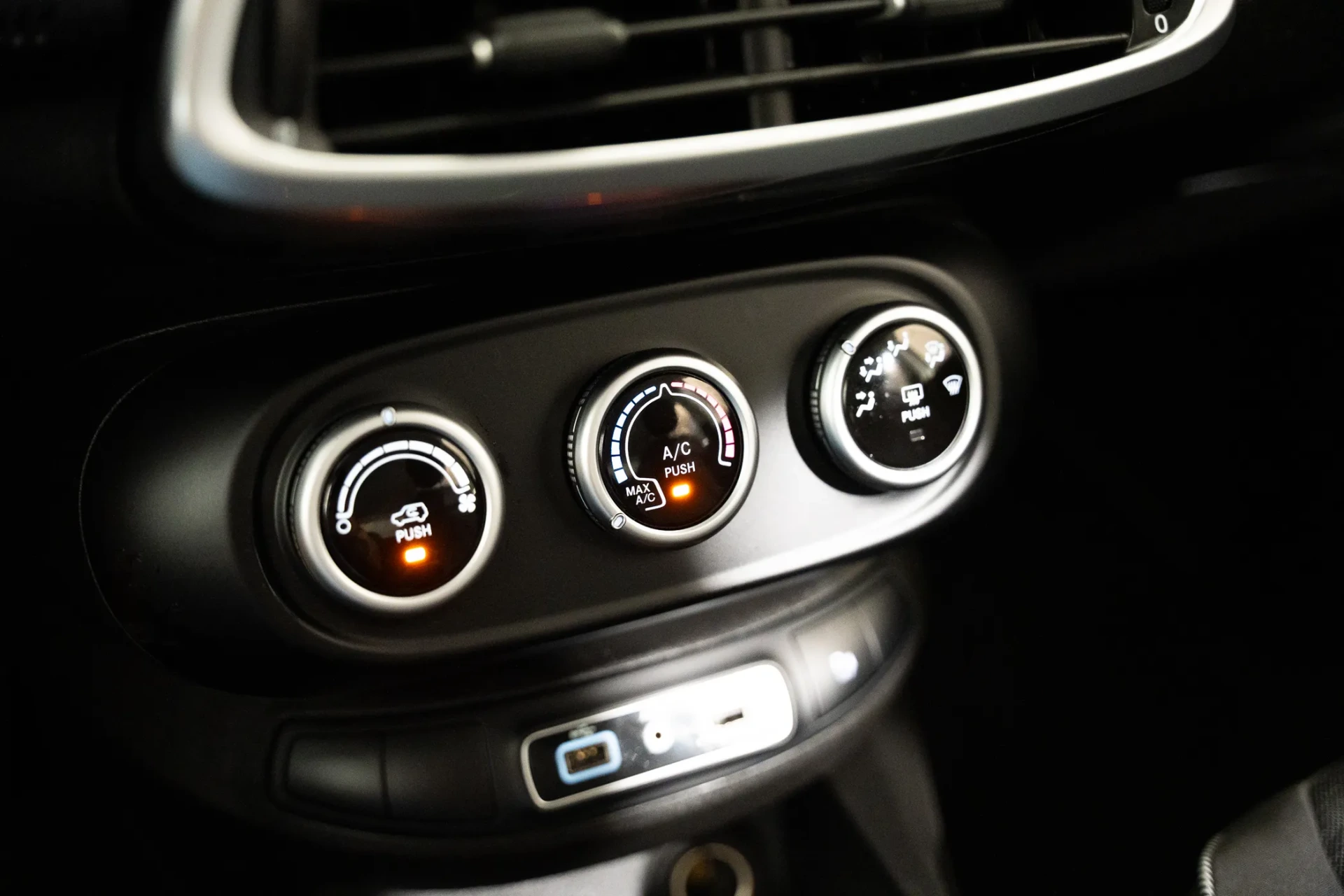 Fiat 500X 1.3 MJ Urban 19