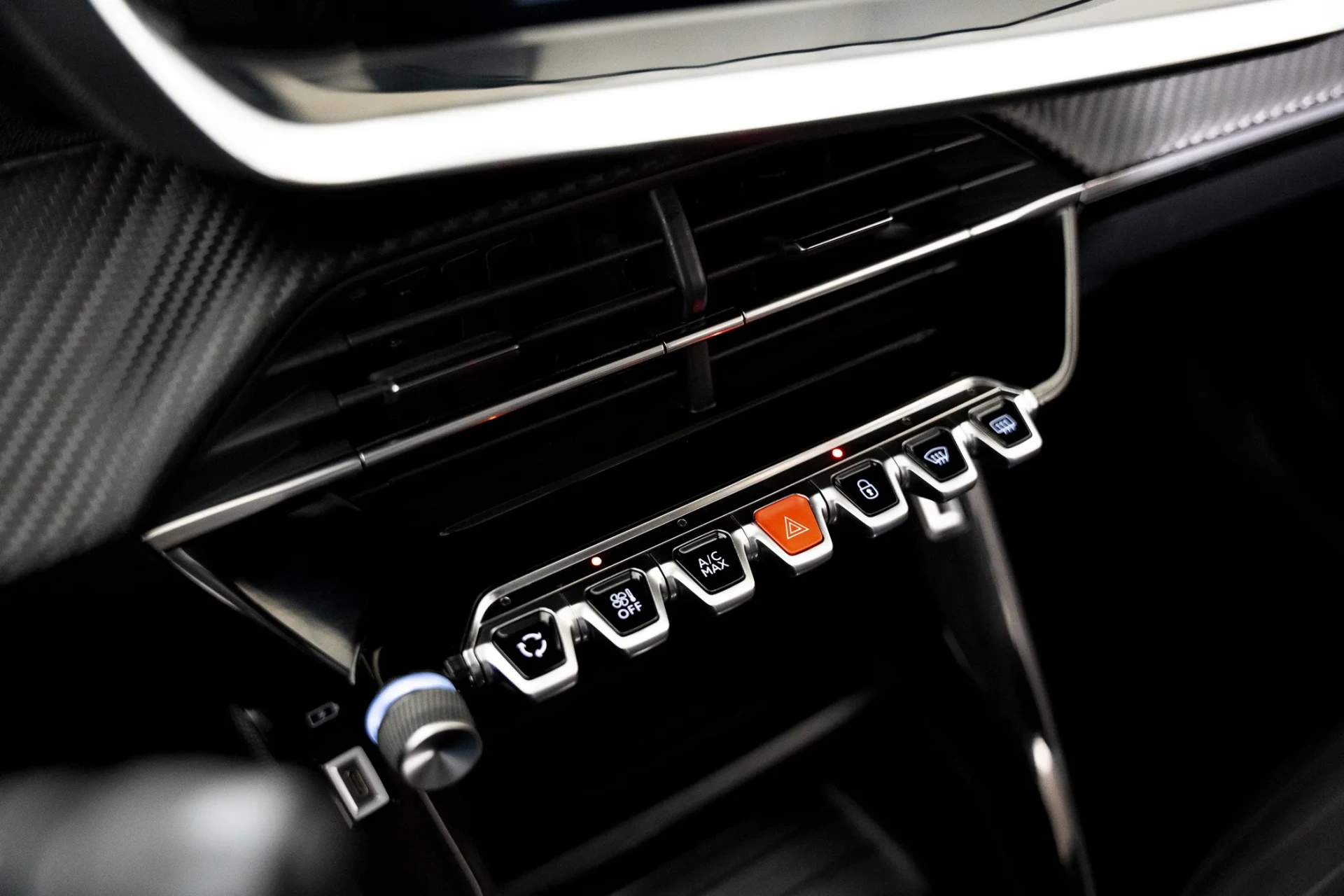 Peugeot 2008 1.2 PureTech Active EAT8 7
