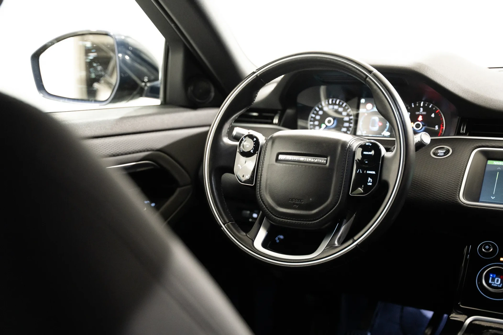 Land Rover Range Rover Evoque 2.0 D150 R-Dynamic S 15