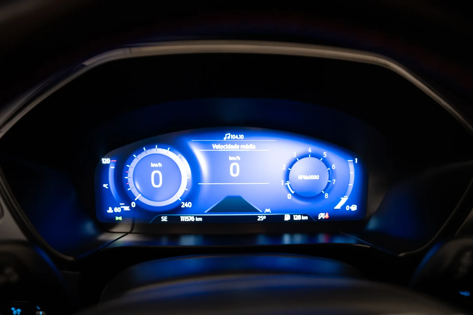 Ford Kuga 1.5 EcoBoost ST-Line 25