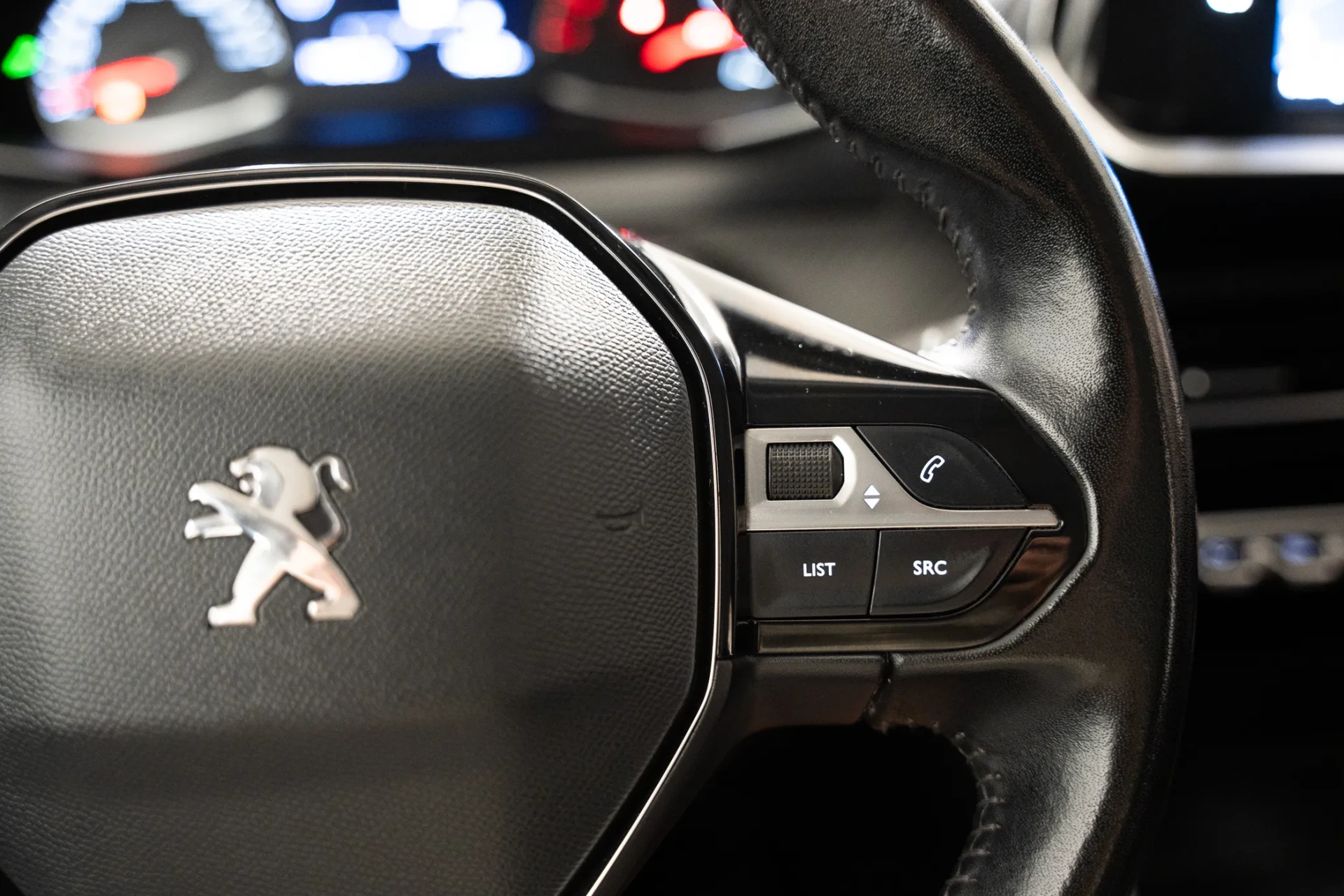 Peugeot 2008 1.2 PureTech Active 17