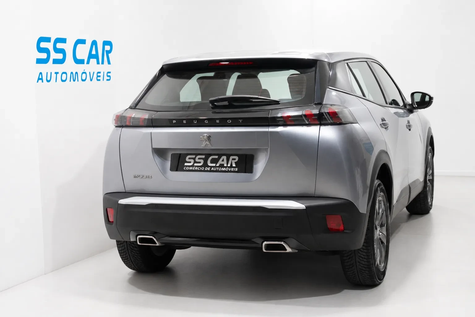 Peugeot 2008 1.2 PureTech Active EAT8 6