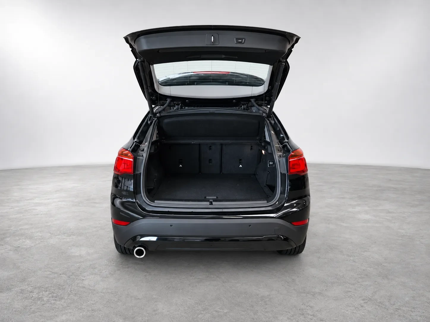 BMW X1 25 e xDrive Corporate Edition 4