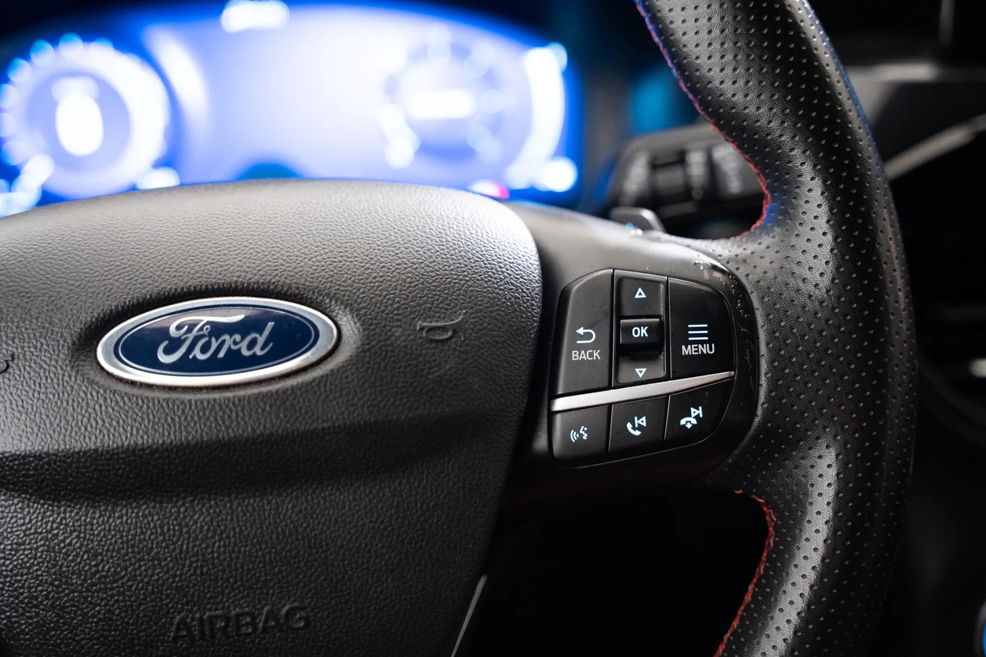 Ford Kuga 1.5 TDCi EcoBlue ST-Line Aut. 16