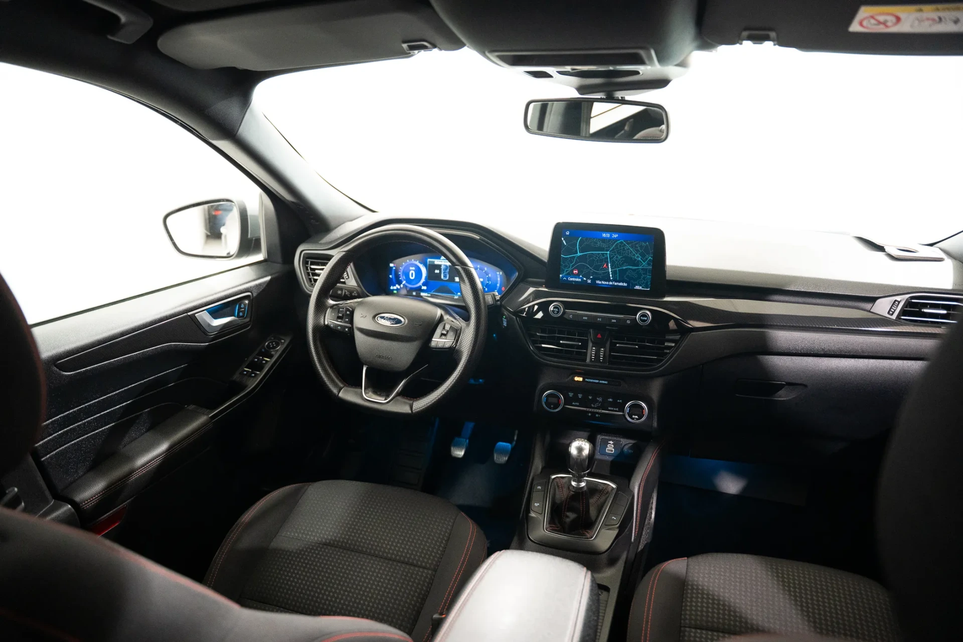 Ford Kuga 1.5 EcoBoost ST-Line 9
