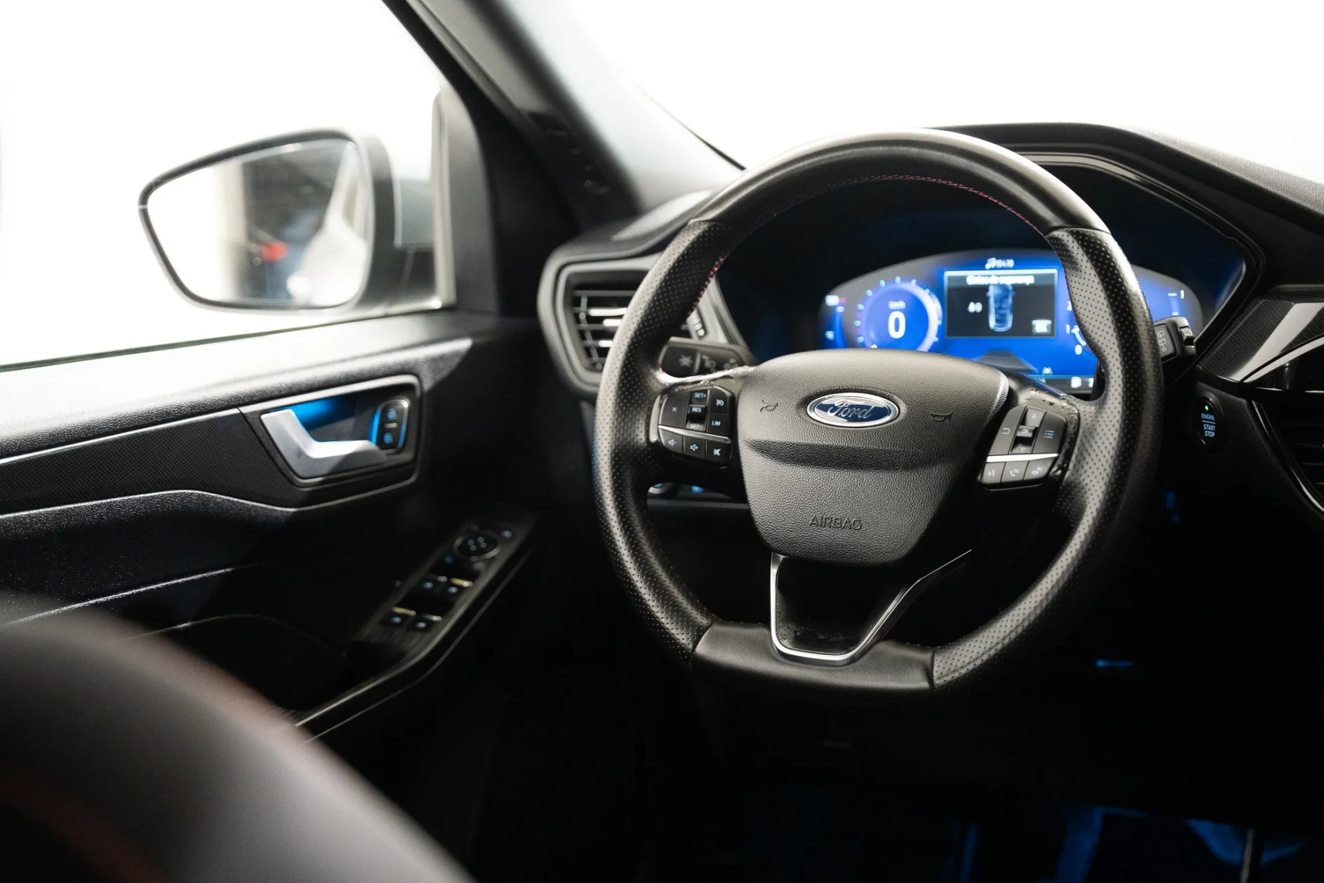 Ford Kuga 1.5 EcoBoost ST-Line 10