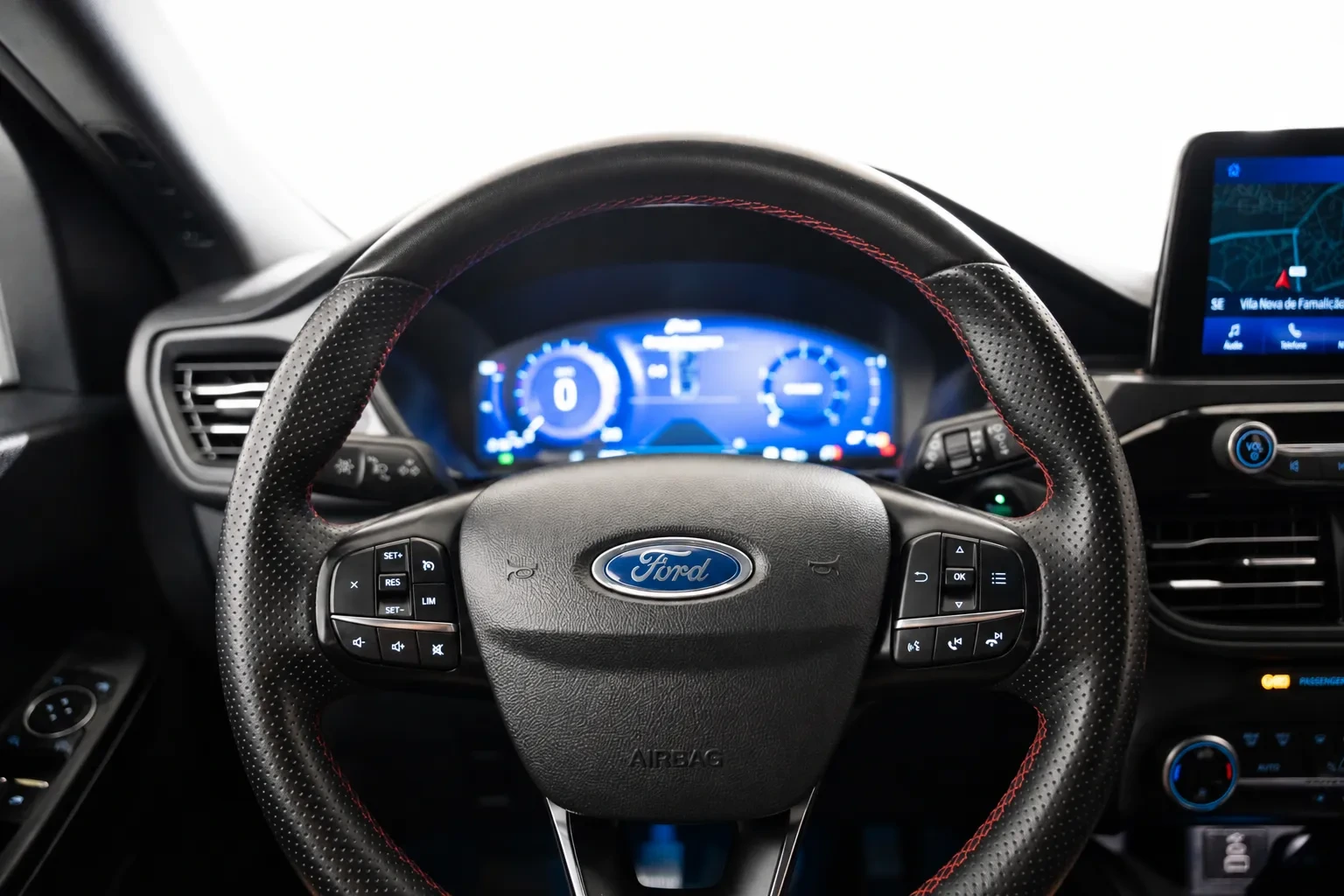 Ford Kuga 1.5 EcoBoost ST-Line 14