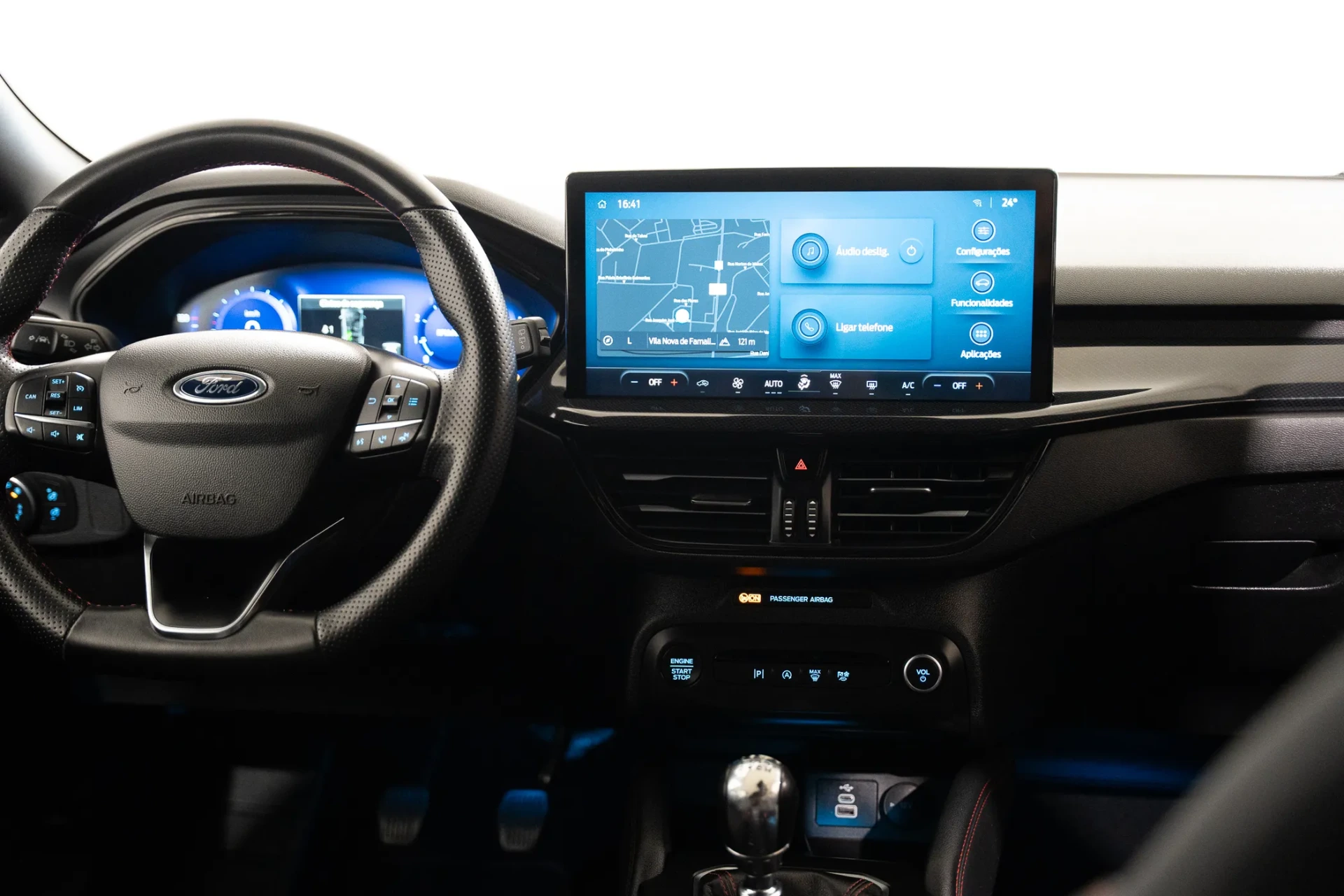 Ford Focus SW 1.0 EcoBoost MHEV ST-Line X 11