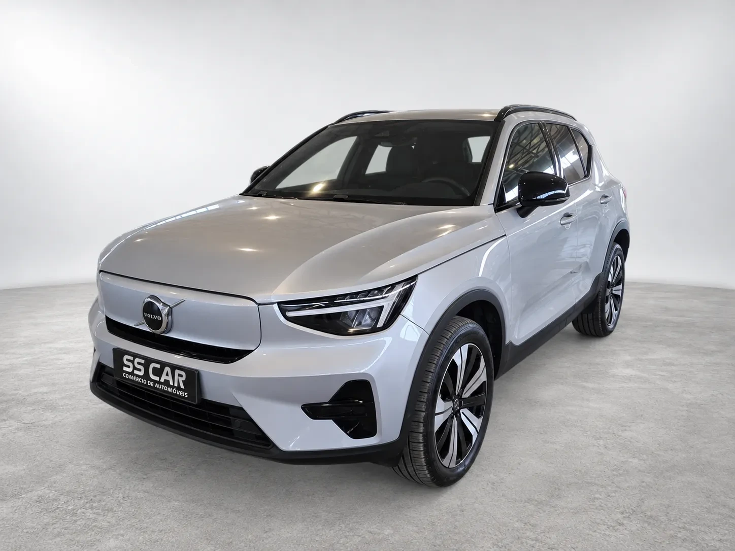 Volvo XC 40 Recharge Plus 1